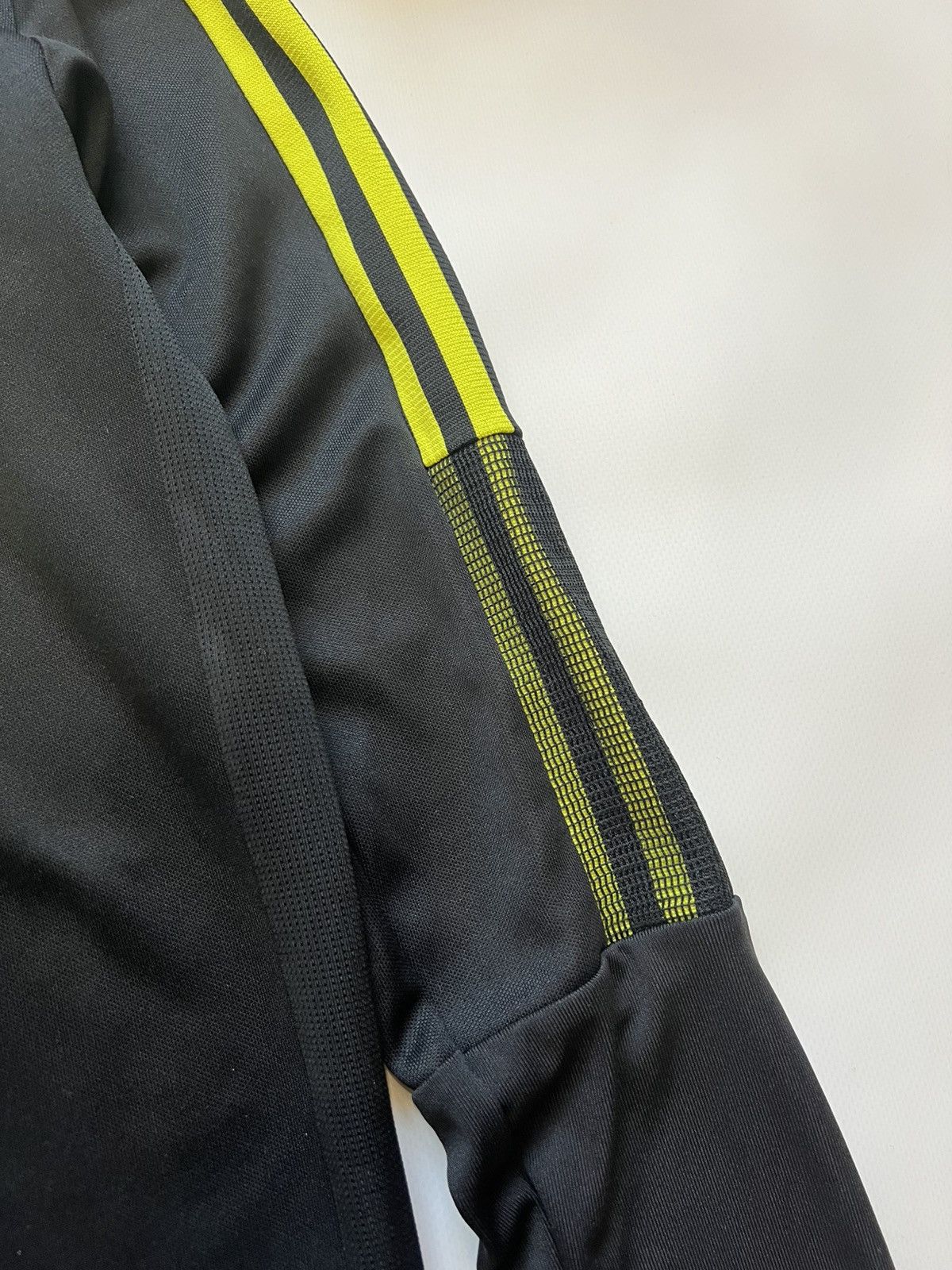 Adidas Leeds United Adidas Training Sweatshirt Zip Soccer Size US XS / EU 42 / 0 - 4 Thumbnail
