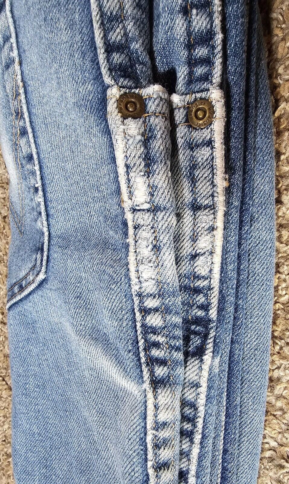 Wrangler Wrangler Rugged Wear Denim Men's 52x30 Light Wash Size US 44 / EU 60 - 8 Thumbnail