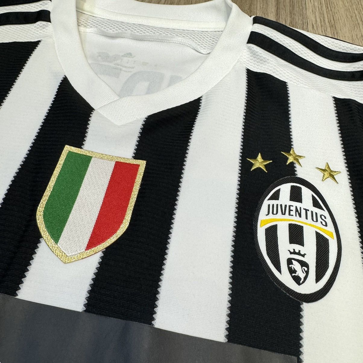 Adidas Juventus 15/16 supercoppa final shirt #17 Mandzukic Size US S / EU 44-46 / 1 - 5 Thumbnail