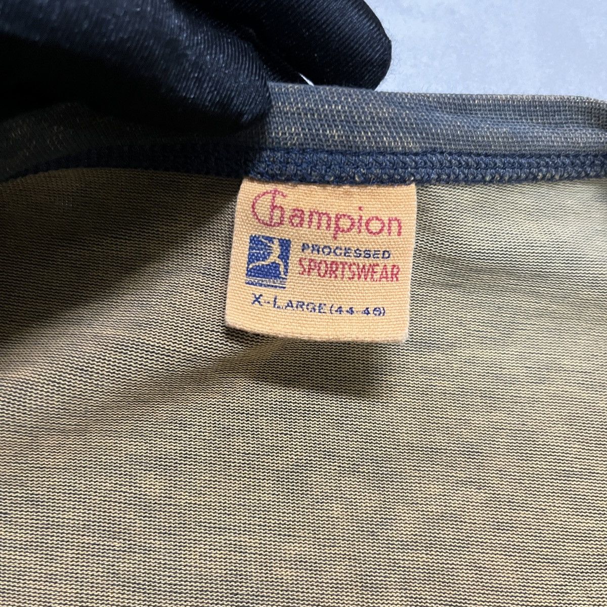 Champion × Vintage Vintage Sunfaded Champion 34 Longsleeve T Shirt Size US M / EU 48-50 / 2 - 4 Thumbnail