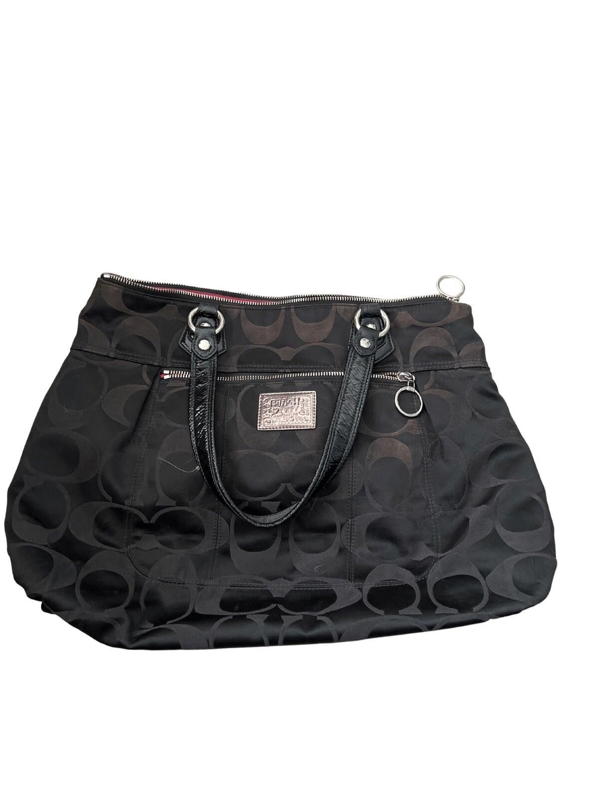 Coach Coach Poppy Purse with Pink Lining Size ONE SIZE - 1 Thumbnail
