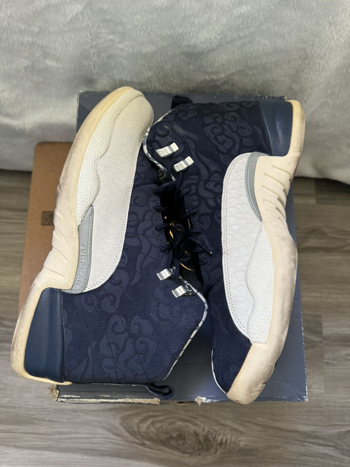 Jordan Brand Air Jordan 12 Retro PRM ‘International Flight’ 2018 Size US 11.5 / EU 44-45 - 7 Thumbnail