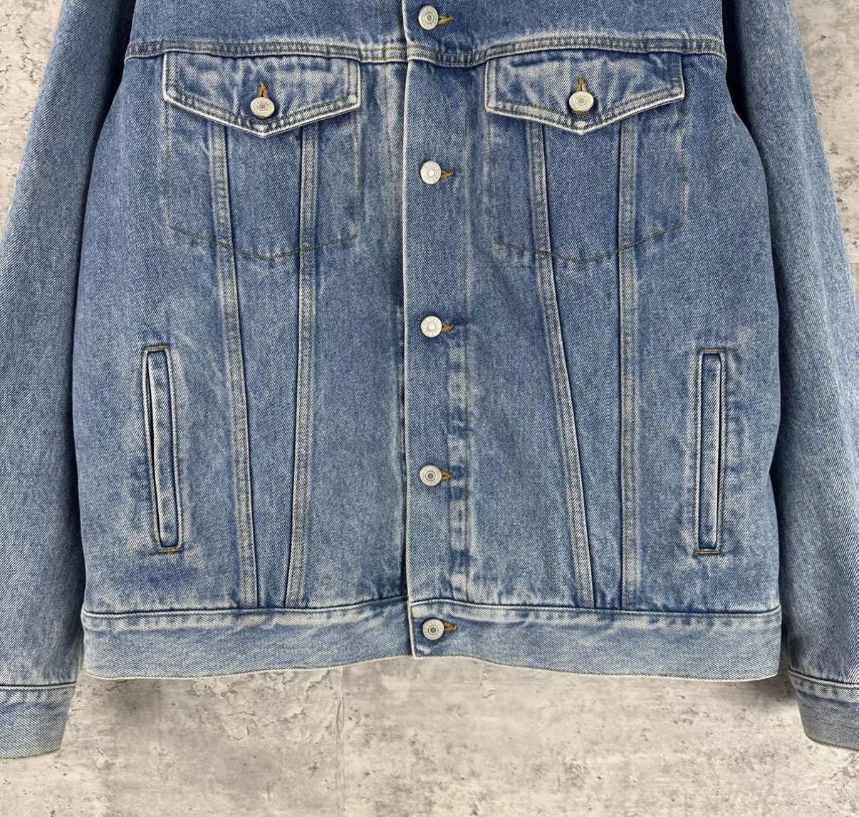 Gucci Gucci Logo Embroidered Denim Jacket J42 Size US M / EU 48-50 / 2 - 3 Thumbnail