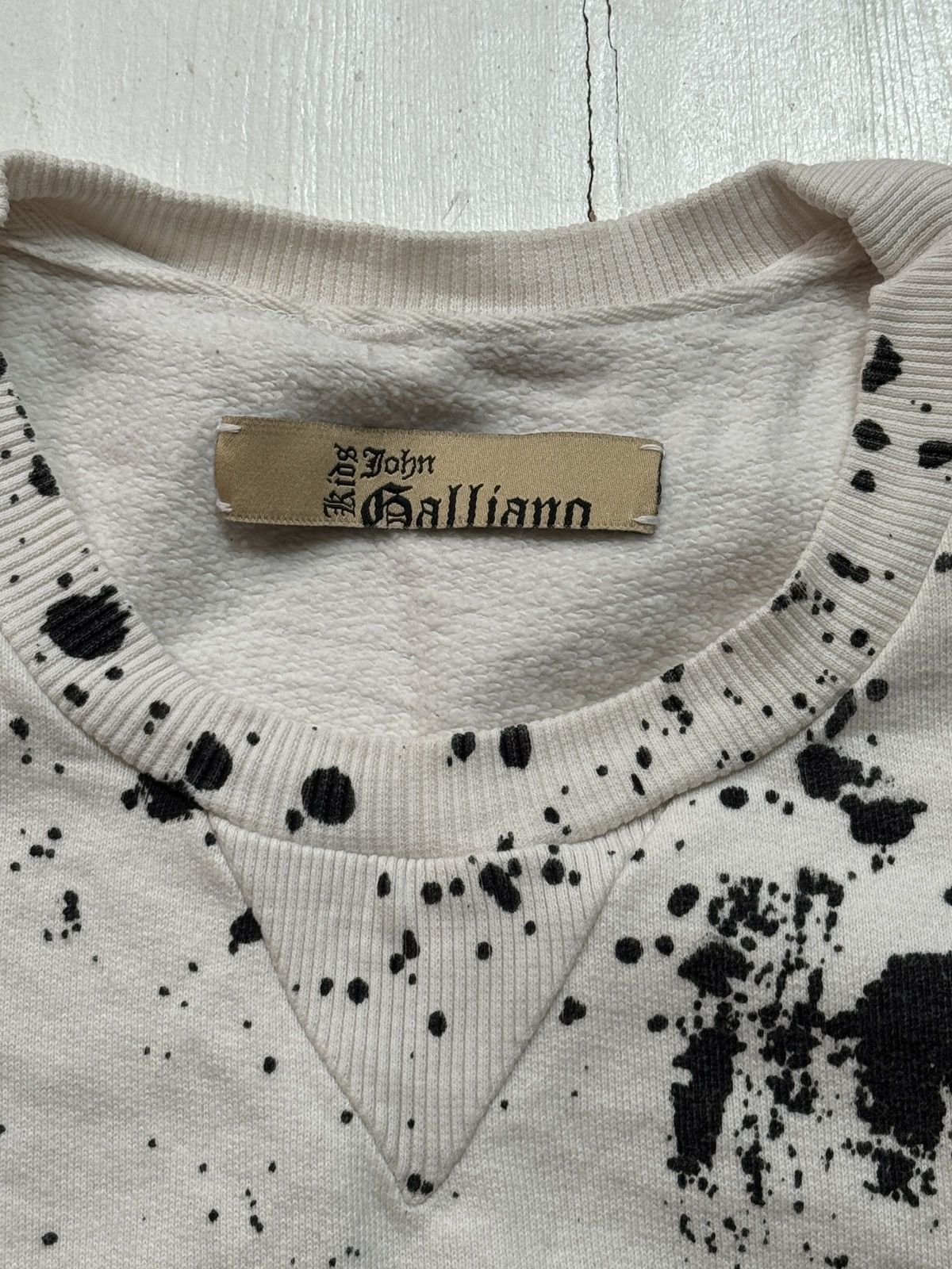 John Galliano VINTAGE JOHN GALLIANO 2000s GRAPHIC SWEATSHIRT Size L / US 10 / IT 46 - 7 Thumbnail