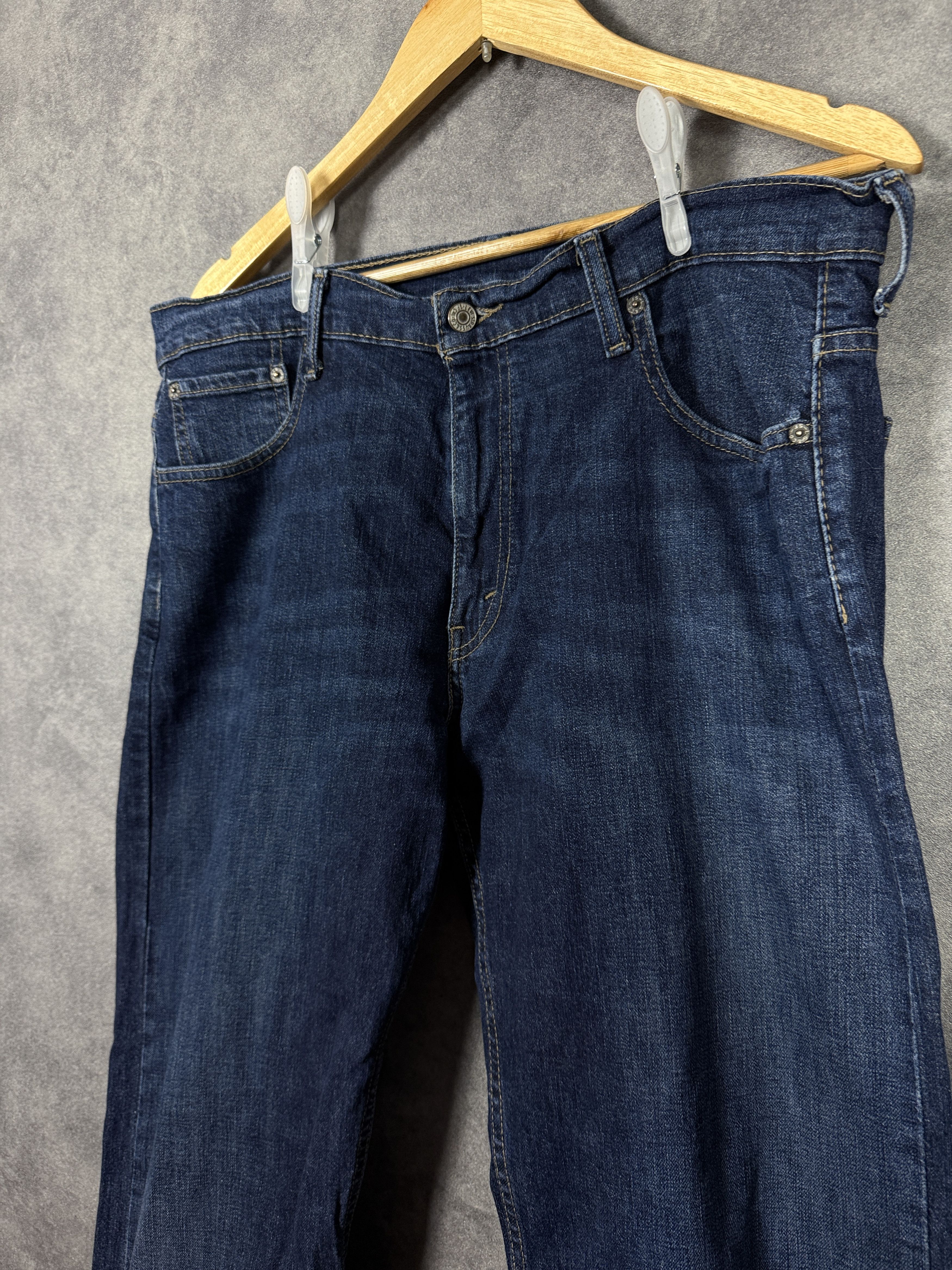 Levi's Levi’s 569 classic jeans denim navy blue button fly wide leg Size US 34 / EU 50 - 6 Thumbnail