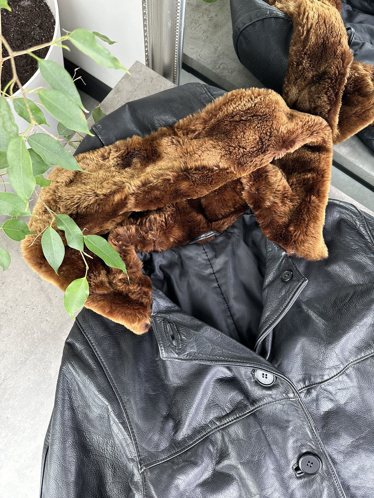 Japanese Brand Vintage Leather Coat Size M / US 6-8 / IT 42-44 - 2 Thumbnail