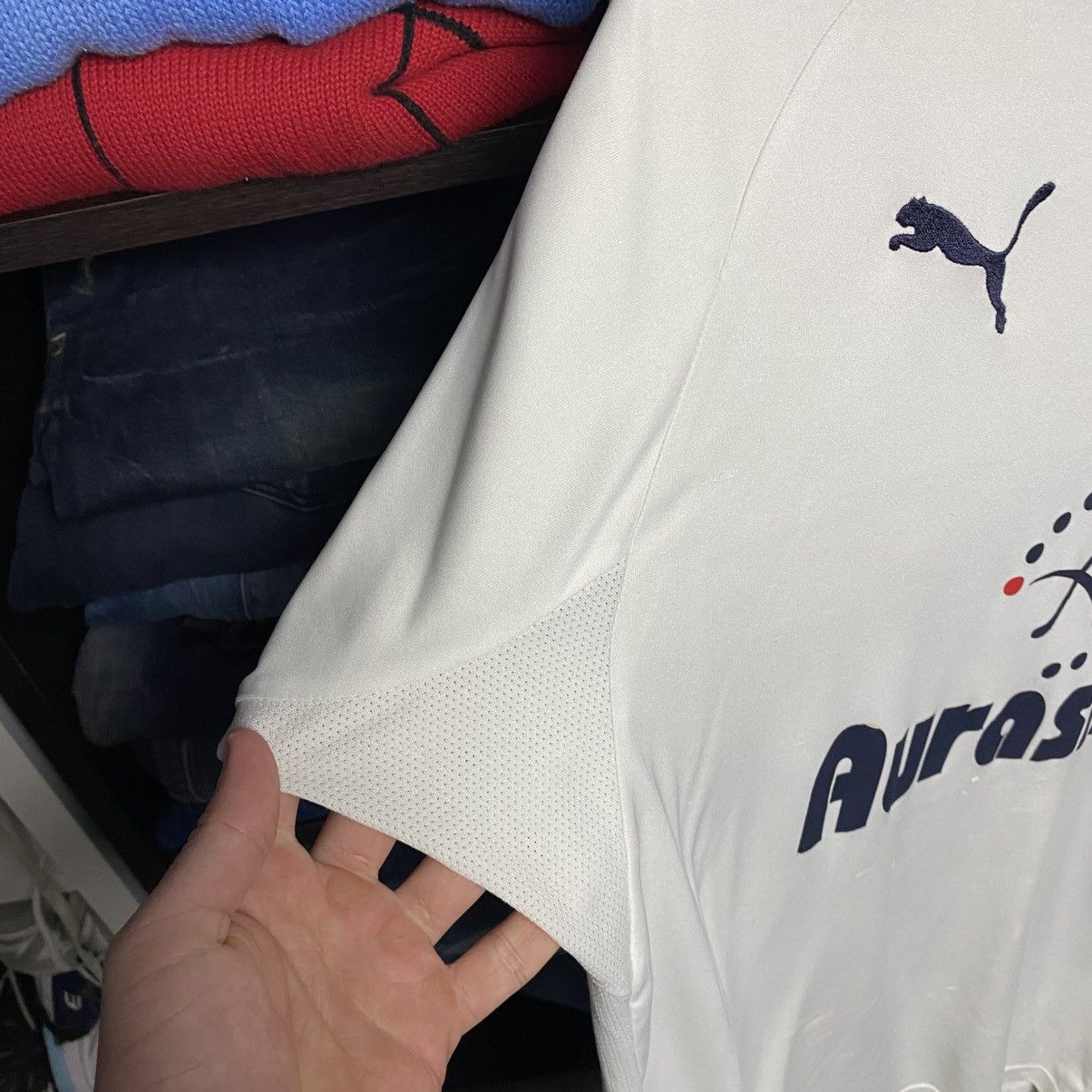 Puma Vintage Puma FC Tottenham Home 2000’s soccer jersey size M Size US M / EU 48-50 / 2 - 7 Thumbnail