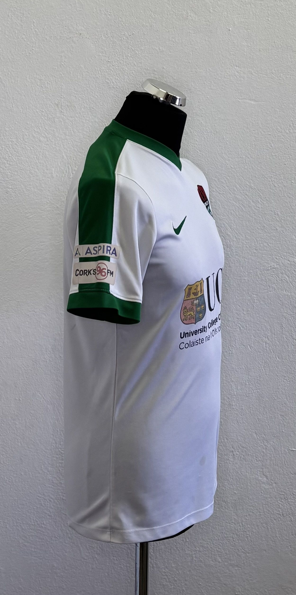 Nike Cork City 2017 Nike Football Jersey Size M Size US M / EU 48-50 / 2 - 4 Thumbnail
