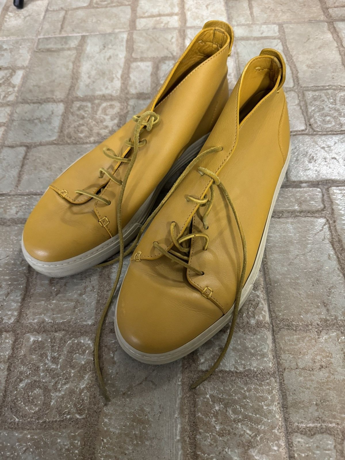 image of Gucci Sneakers in Yellow, Men's (Size 7.5)