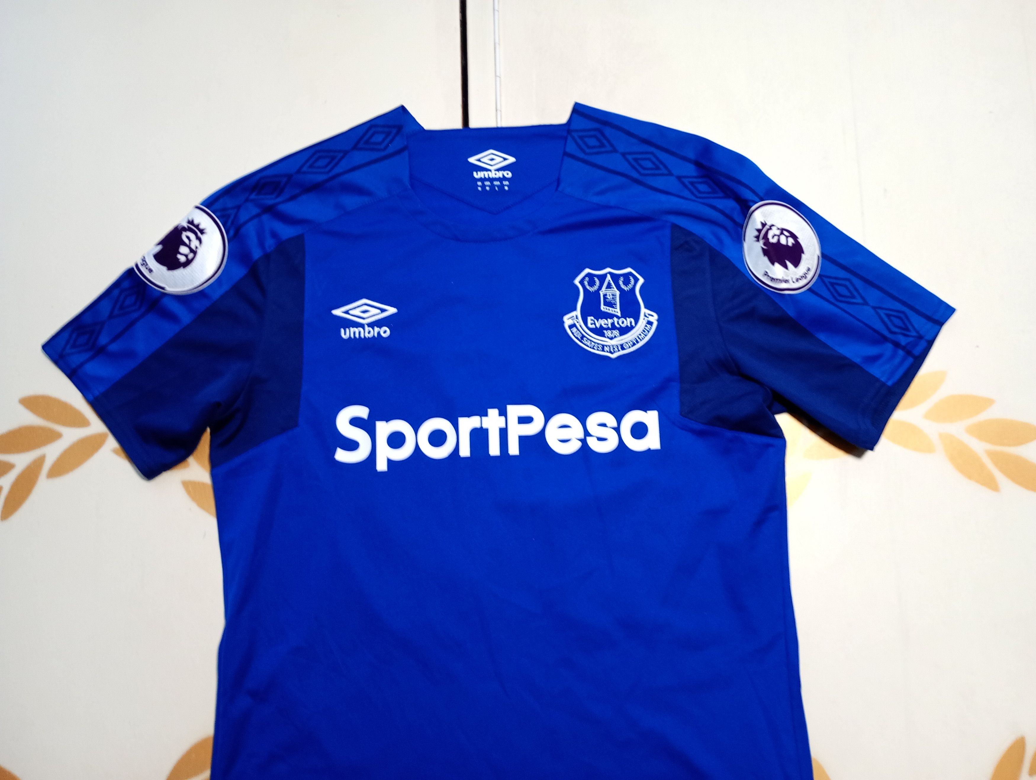 Umbro Umbro Everton FC Home Jersey 10 Rooney 2017-2018 Size US M / EU 48-50 / 2 - 3 Thumbnail