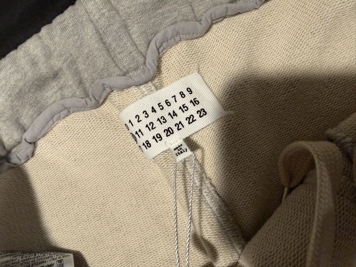 Maison Margiela Maison Margiela mens joggers pants.48/32/M.$890 Size US 32 / EU 48 - 9 Thumbnail