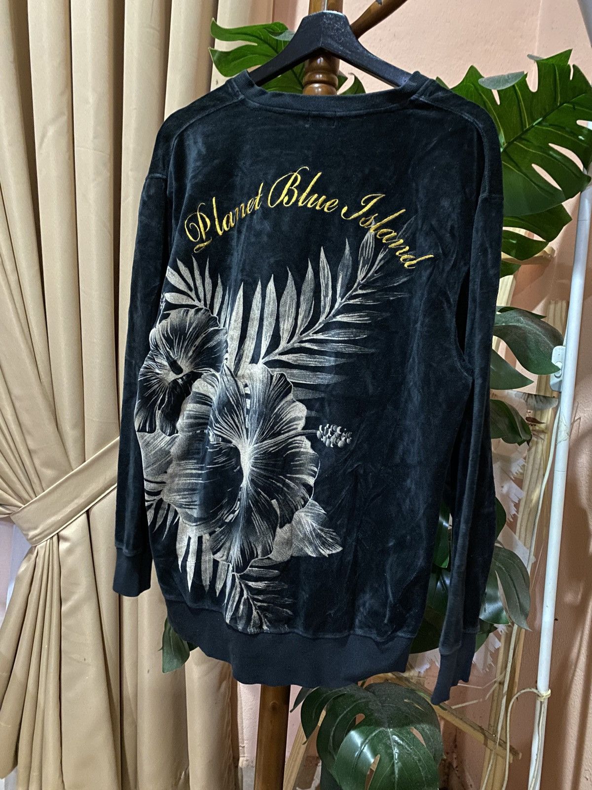 Japanese Brand Vintage Planet Blue Island Black Velour Tropical Hibiscus Size US L / EU 52-54 / 3 - 5 Thumbnail