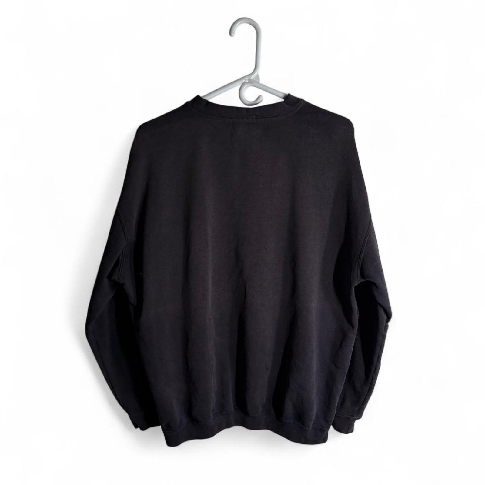 Reebok Vintage reebok faded black crewneck sweatshirt size small Size US S / EU 44-46 / 1 - 5 Thumbnail