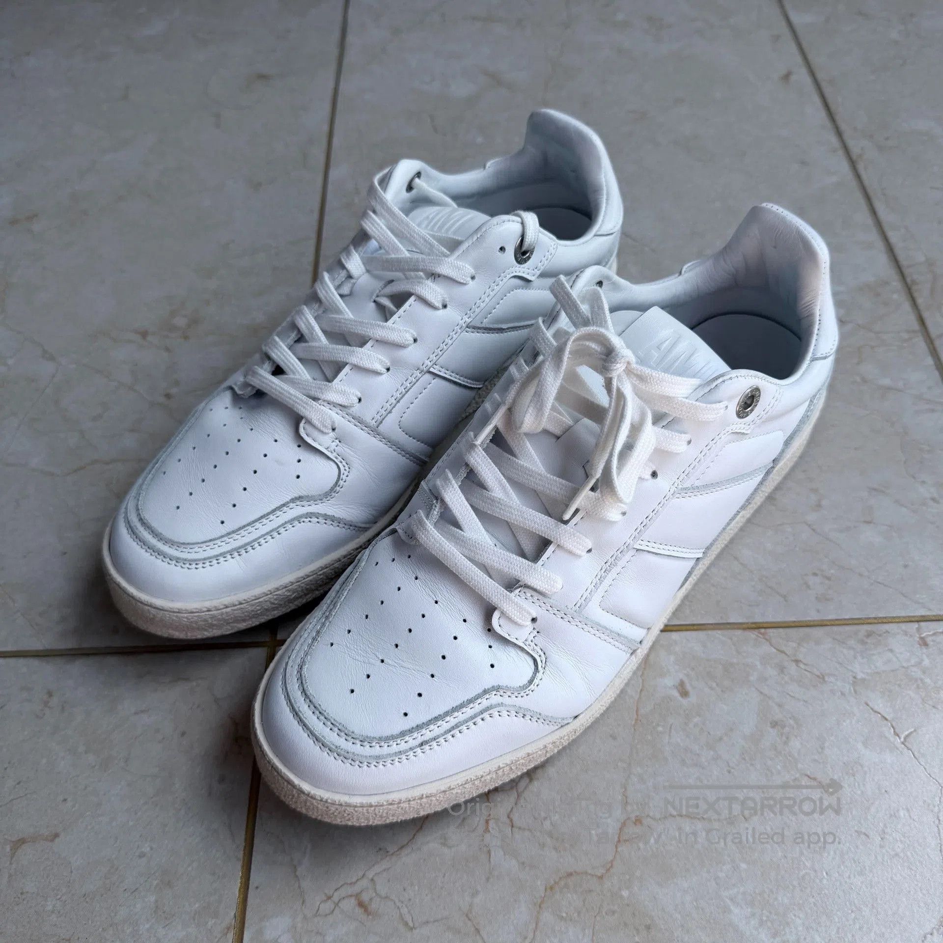 AMI AMI PARIS White Calf Leather Sneakers. Size US 8 / EU 41 - 2 Thumbnail