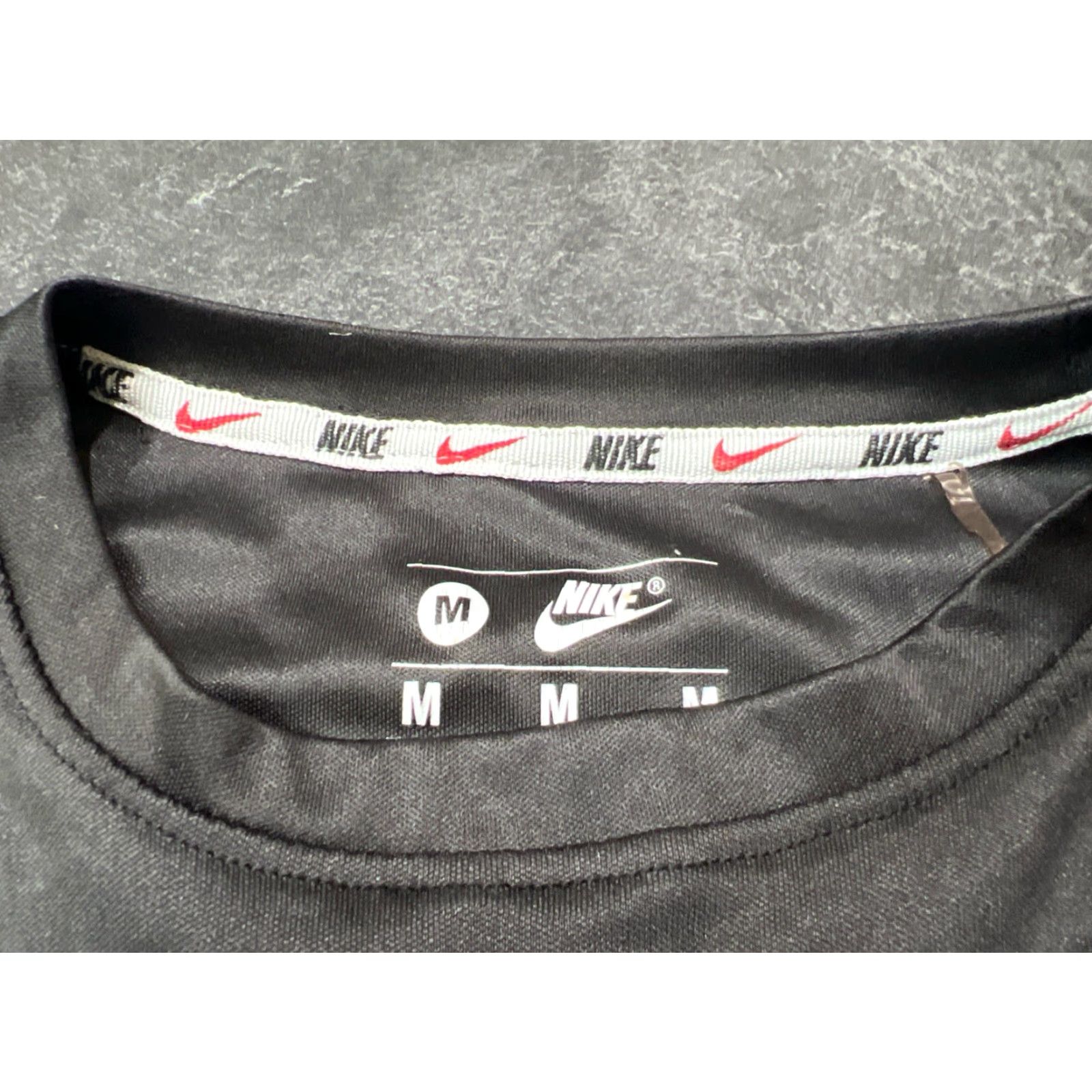 Nike NIKE Just Do It Black T-Shirt Adult Medium Preowned Mens Size US M / EU 48-50 / 2 - 2 Thumbnail