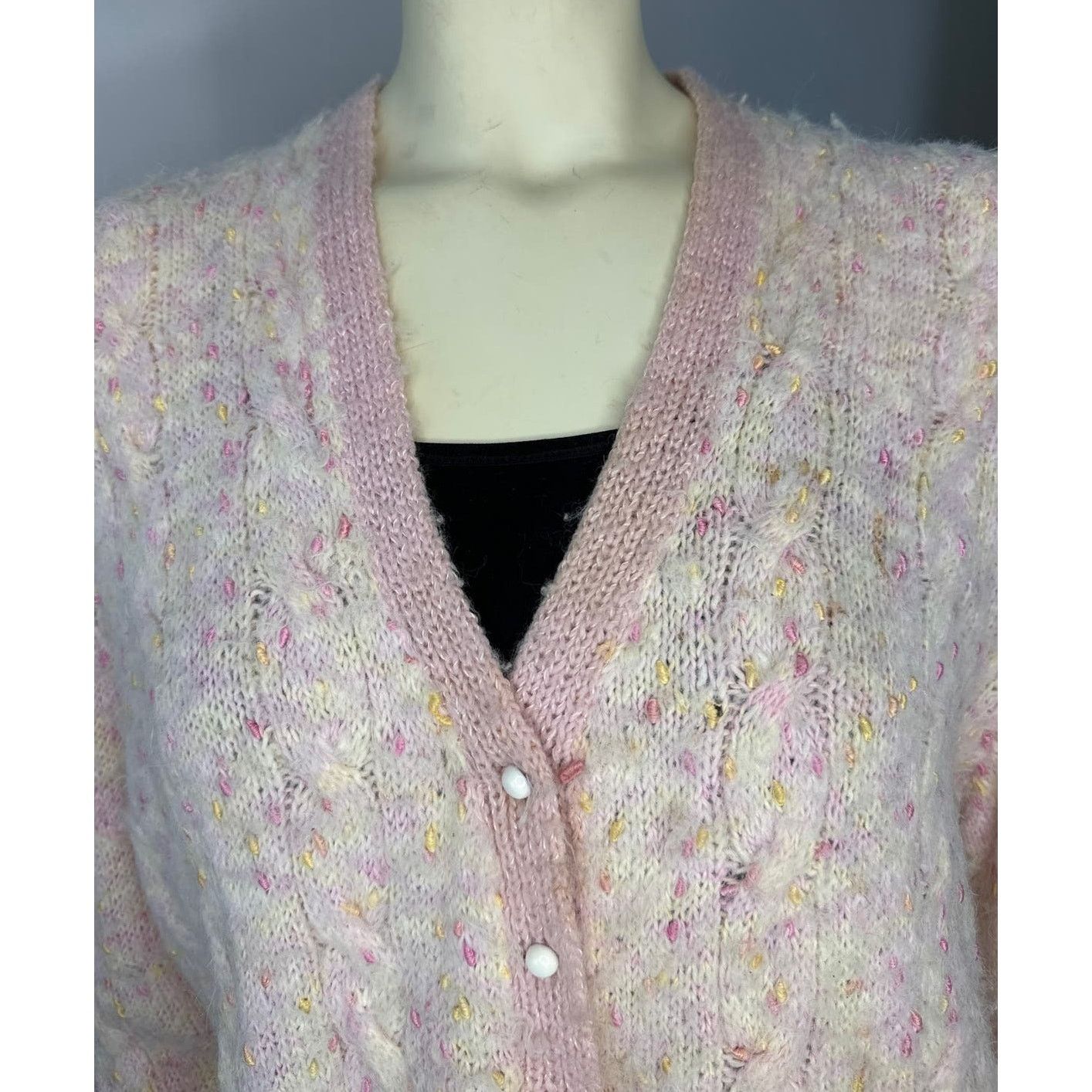 Vintage American vtg hand knit Mohair cardigan pink size medium Size M / US 6-8 / IT 42-44 - 2 Thumbnail