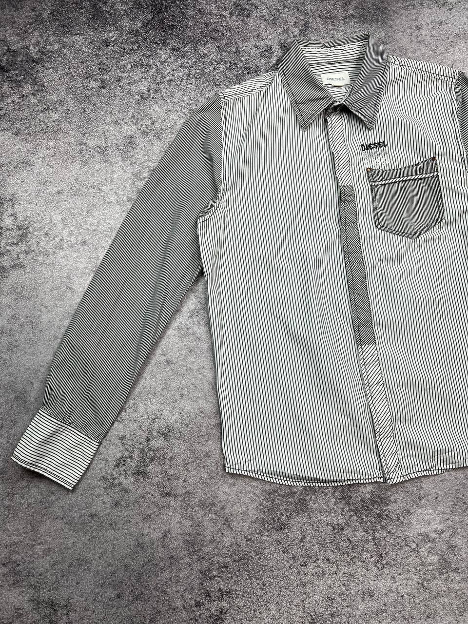 Diesel Vintage Diesel Big Logo Shirt Button Ups Avant Garde Size US XXL / EU 58 / 5 - 2 Thumbnail