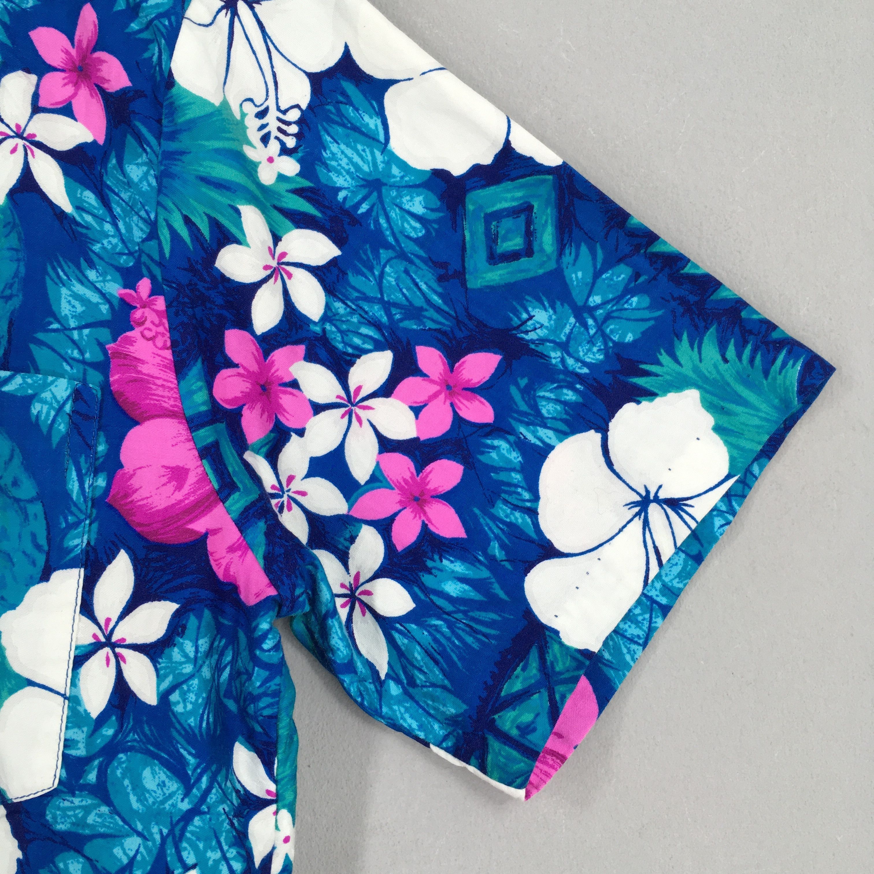 Life's a Beach Vintage Hawaii Beach Floral Blue Soft Shirt Medium Size US M / EU 48-50 / 2 - 5 Thumbnail