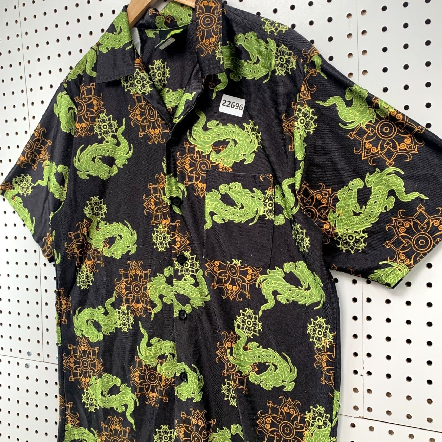 Vintage VINTAGE Street Savy Button Shirt Black Green AOP Dragon Mens Medium 22.5x28 Size US M / EU 48-50 / 2 - 7 Thumbnail