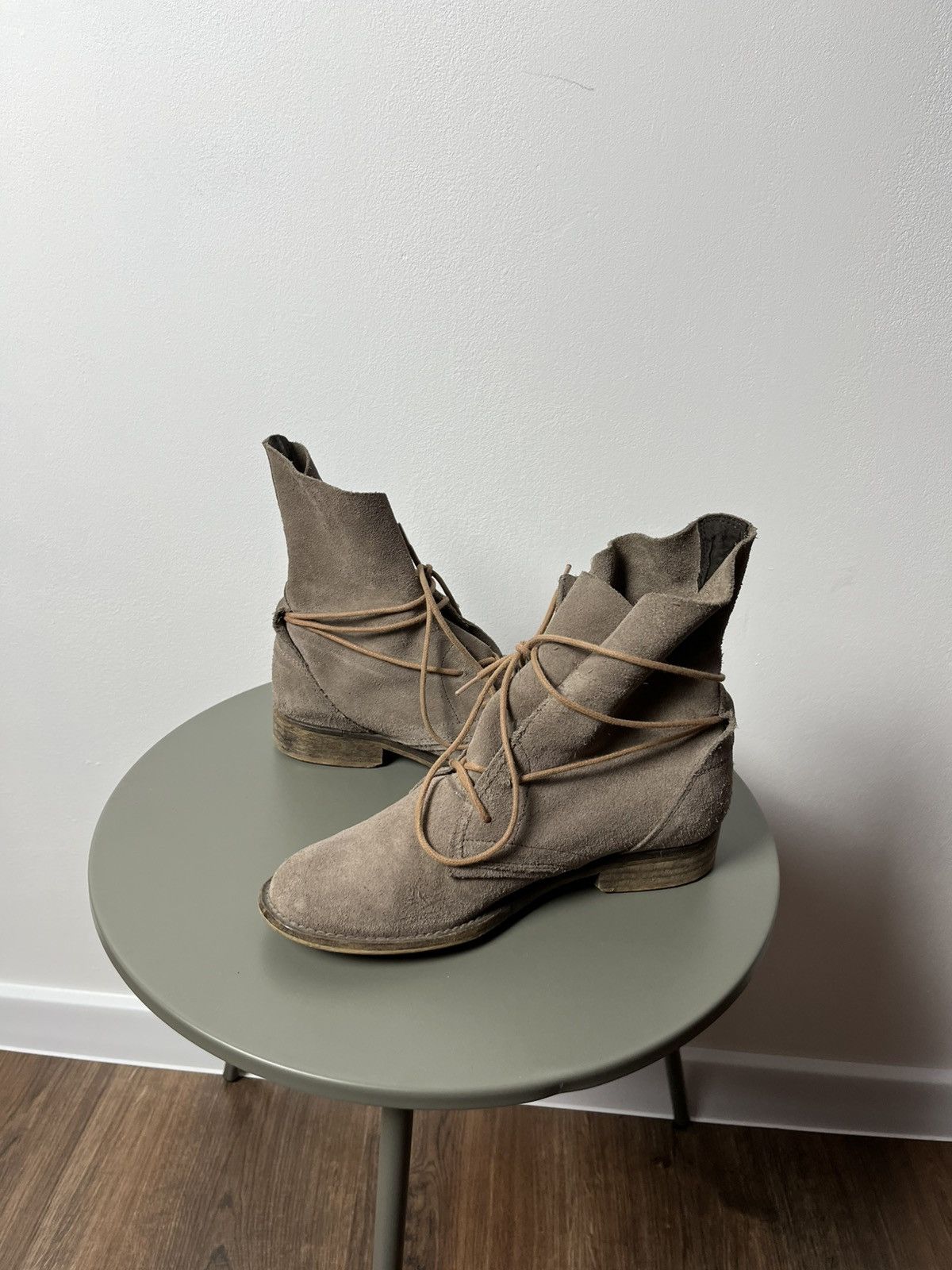 Japanese Brand × Vintage Avant-Garde Women’s Suede Ankle Boots in Minimalist Beige Size US 7 / IT 37 - 6 Thumbnail