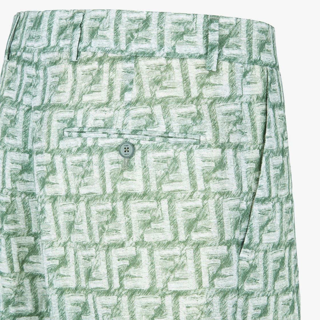 Fendi o1s1wg110525 Shorts in Green Size US 34 / EU 50 - 3 Thumbnail