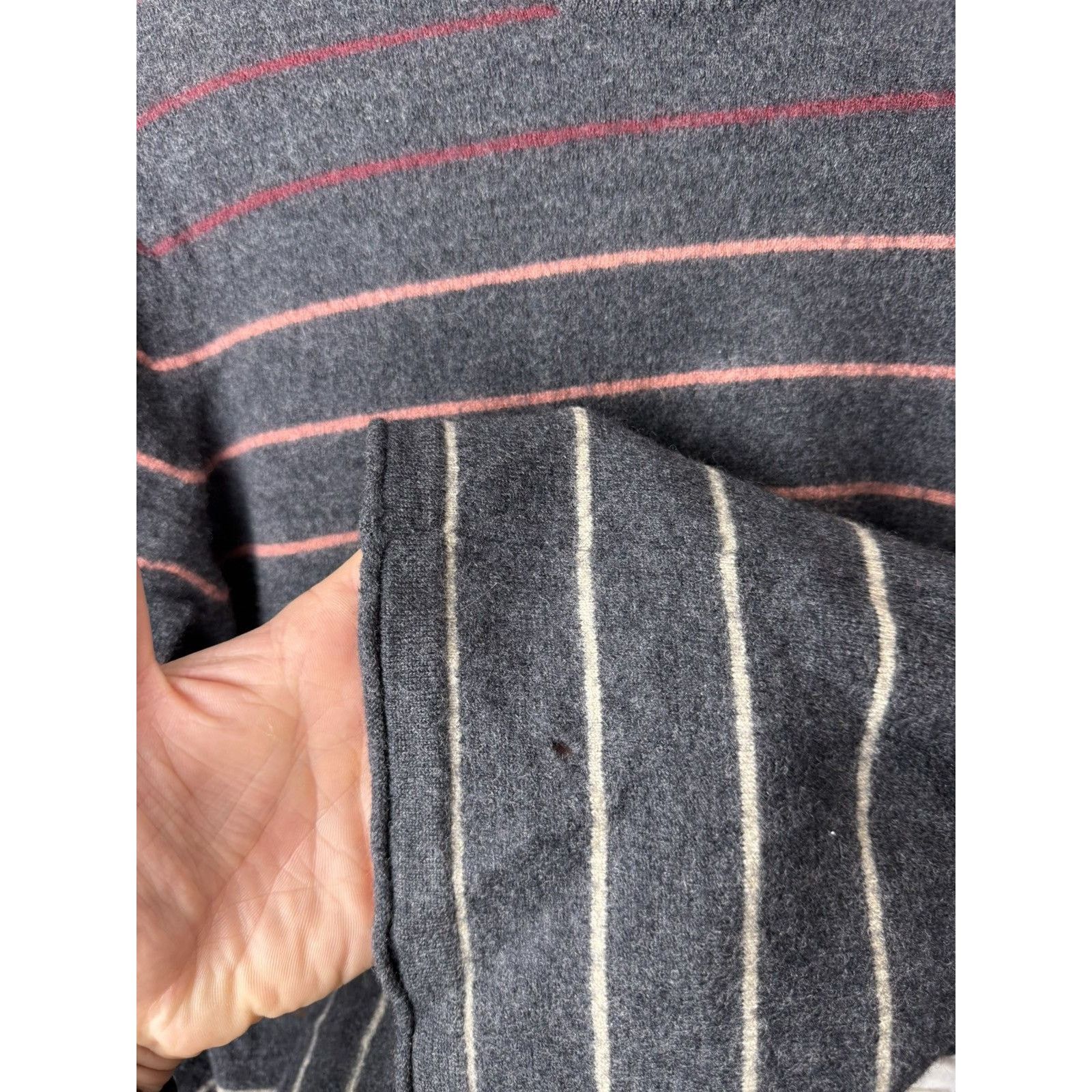 Yves Saint Laurent Vintage 1990’s YSL Yves Saint Laurent Wool Sweater Size S / US 4 / IT 40 - 5 Thumbnail