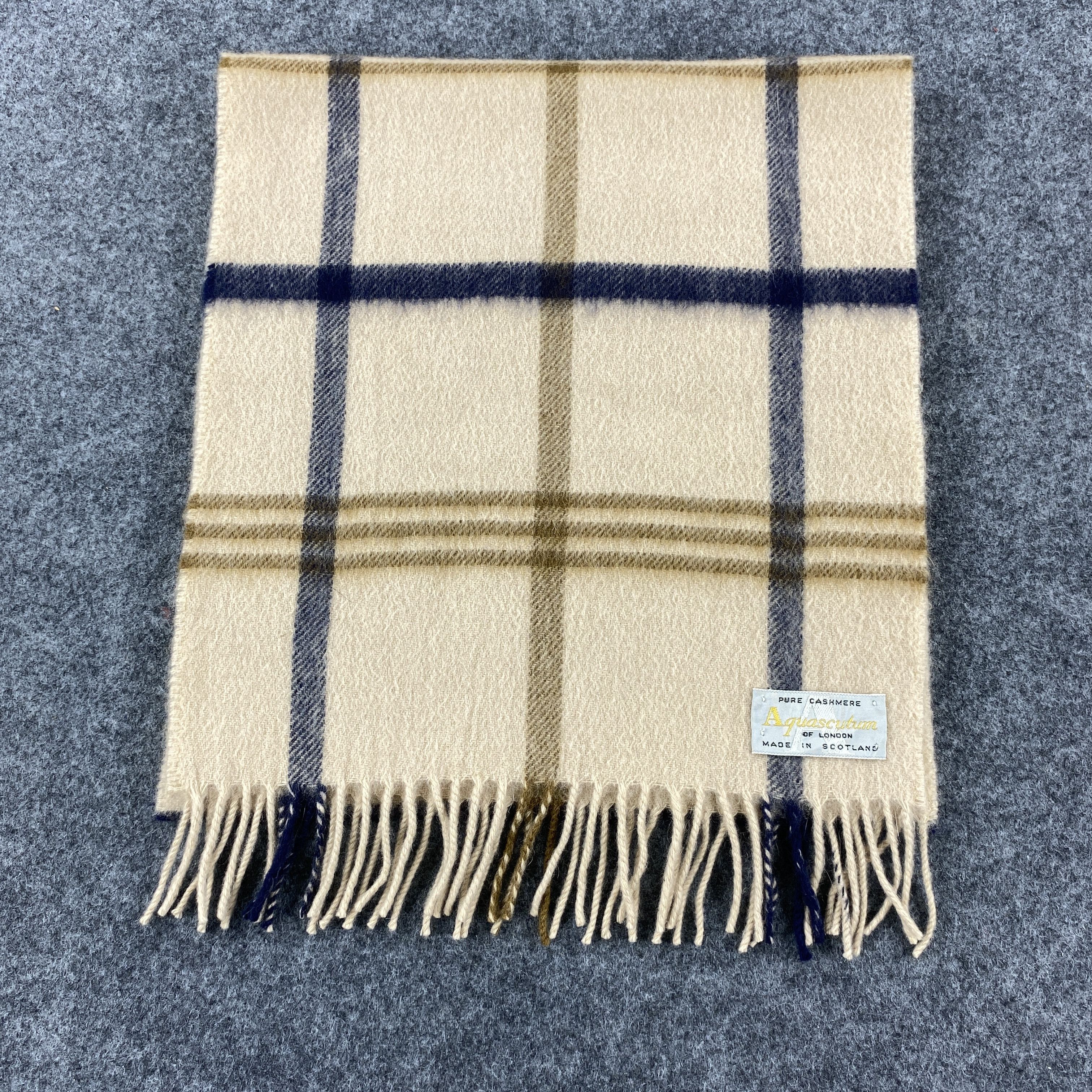 Aquascutum Aquascutum Scarf # Muffler # Neckwear # D394 Size ONE SIZE - 8 Thumbnail