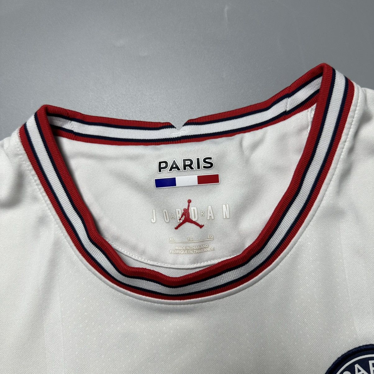 Vintage PSG NIKE 2021/2022 FOOTBALL FOURTH JERSEY #30 MESSI Size US XL / EU 56 / 4 - 7 Thumbnail