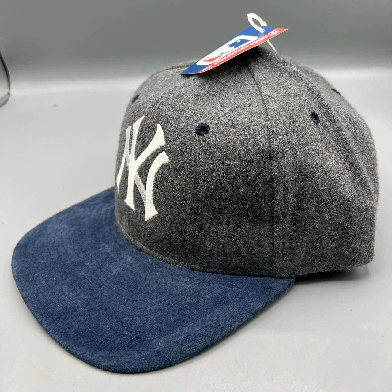 Twins Enterprise Inc. × Vintage New York Yankees Hat Wool Suede Twins Enterprise Strap Back Size ONE SIZE - 3 Thumbnail