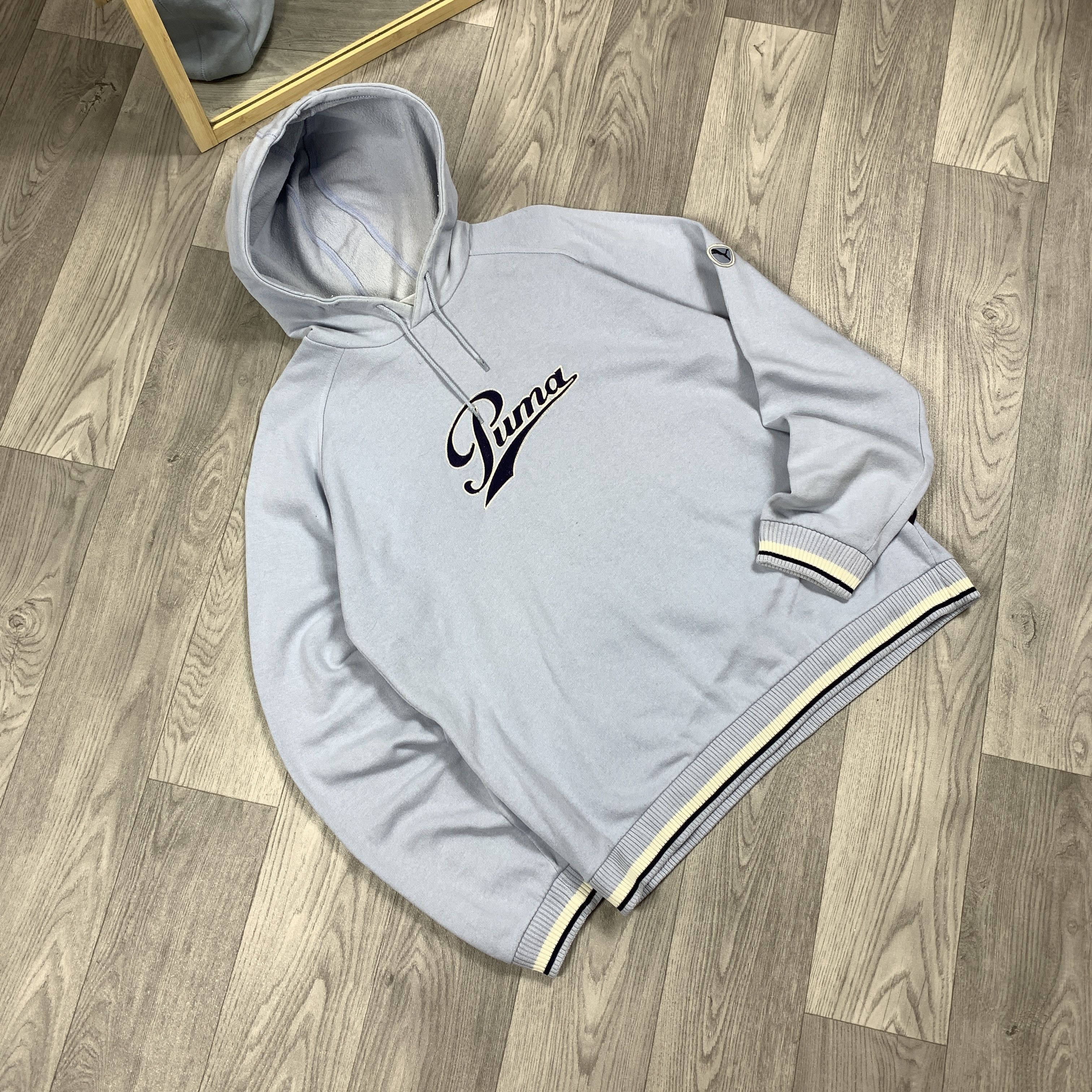 Puma Vintage Puma 90s Baby Blue Embroidered Hoodie Sweat L Size US L / EU 52-54 / 3 - 3 Thumbnail
