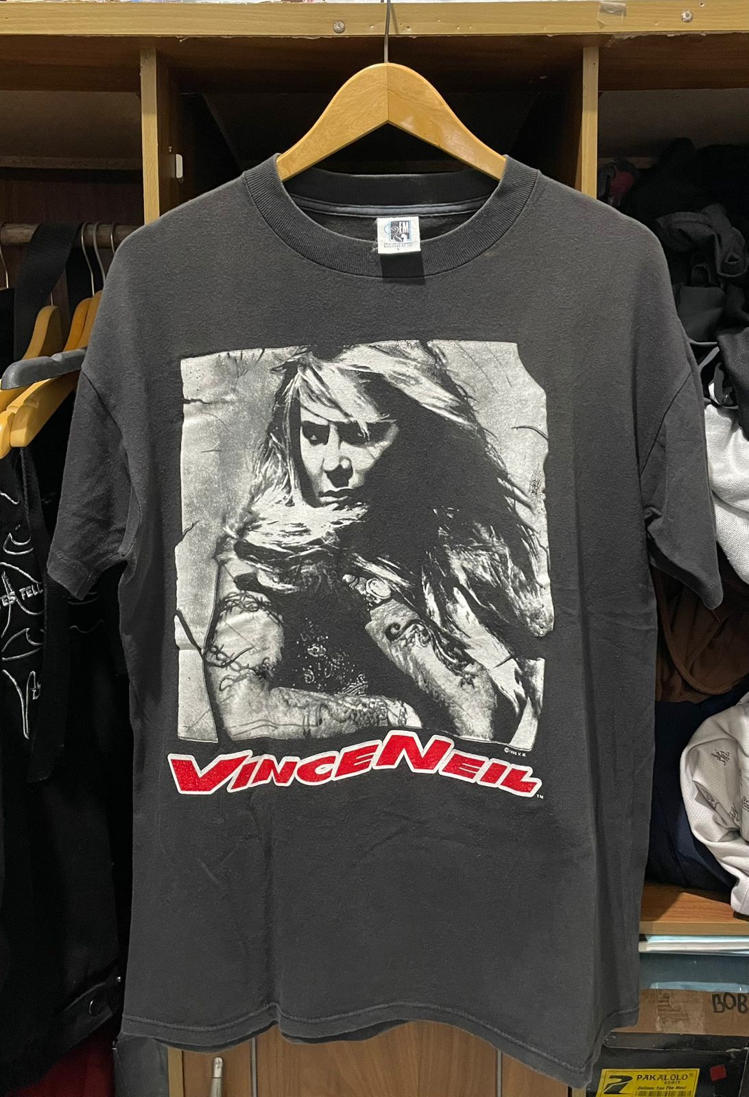 Other vintage vince neil Size US L / EU 52-54 / 3 - 1 Thumbnail