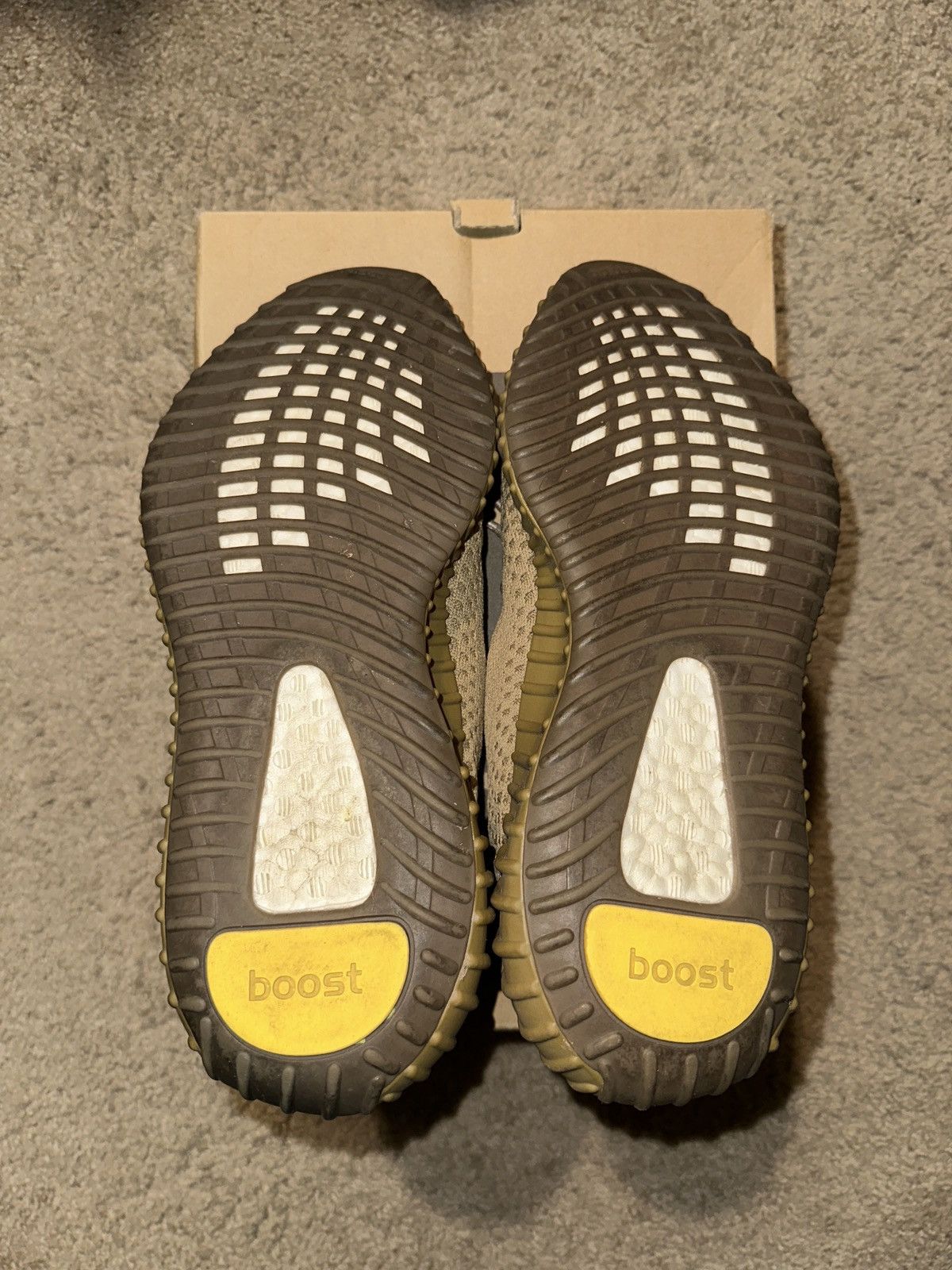 Adidas Yeezy boost 350 v2 “earth” Size US 9.5 / EU 42-43 - 3 Thumbnail