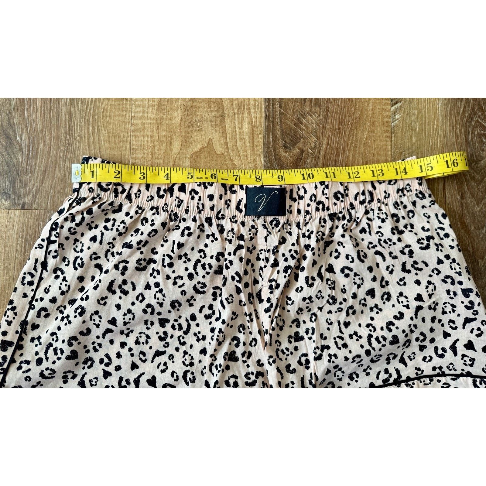 Victoria's Secret Victoria Secret Peach Brown Cheetah Sleep Shorts Women Med Size ONE SIZE - 4 Thumbnail