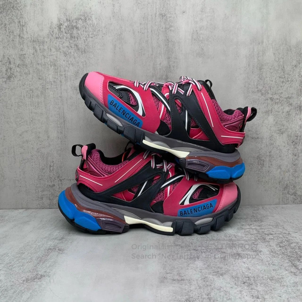 Balenciaga Balenciaga Track Pink Sneakers Size 35. Size US 4 / IT 34 - 2 Thumbnail