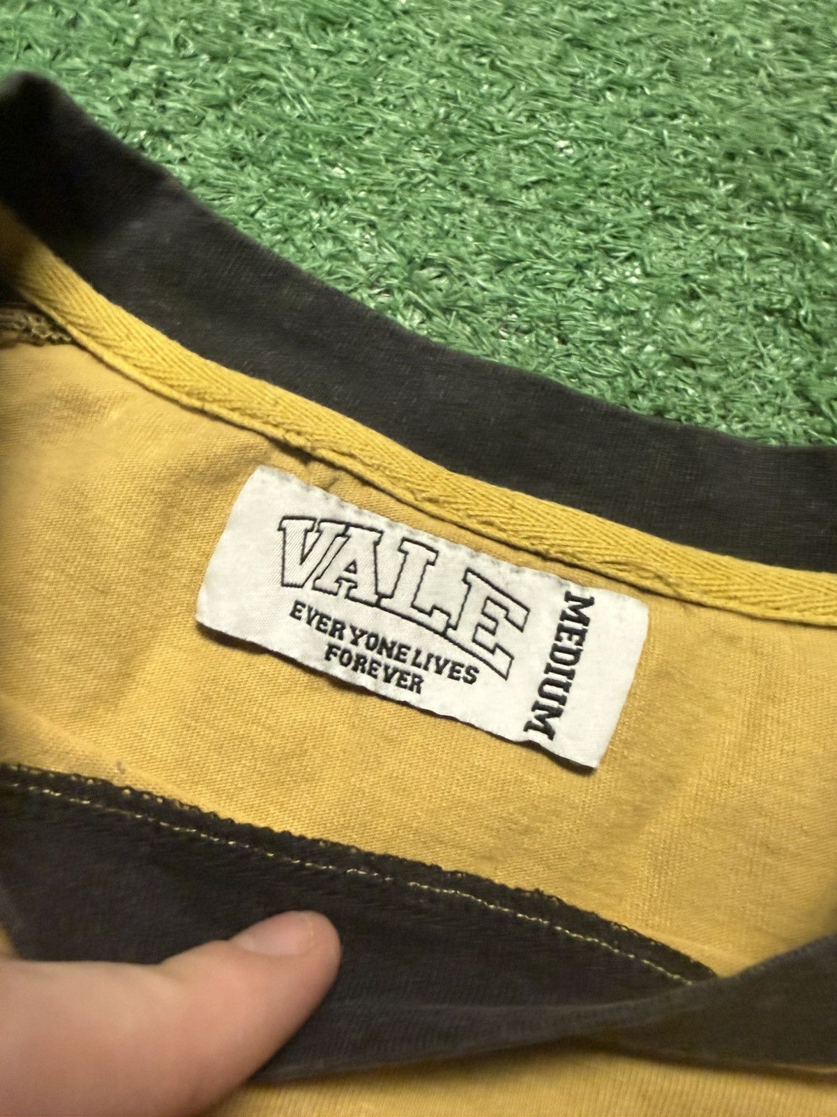 Vale Vale logo graphic tee shirt Size US M / EU 48-50 / 2 - 3 Thumbnail
