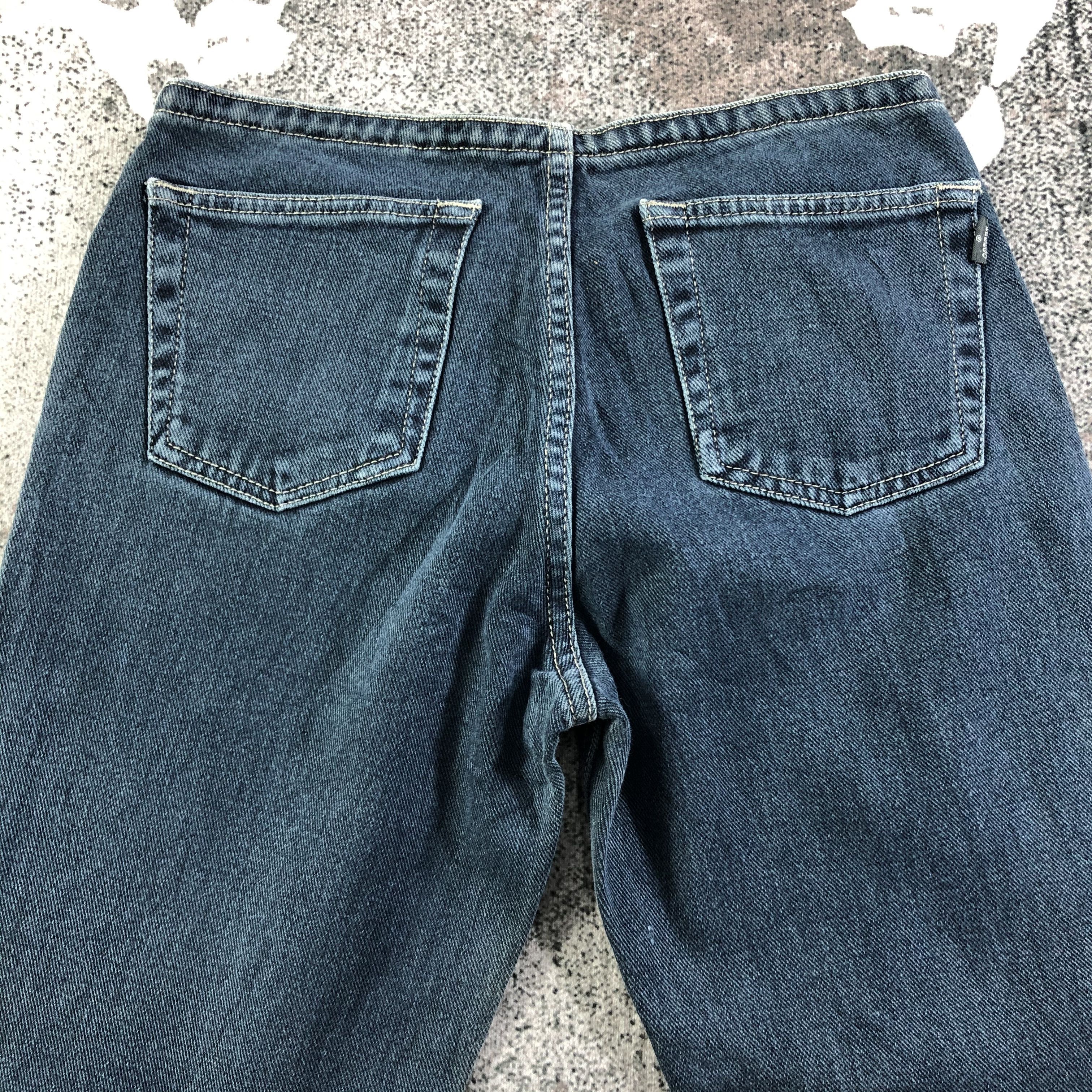 Japanese Brand Vintage Japanese Brand Flared Jeans KJ2044 Size 26" / US 2 / IT 38 - 4 Thumbnail