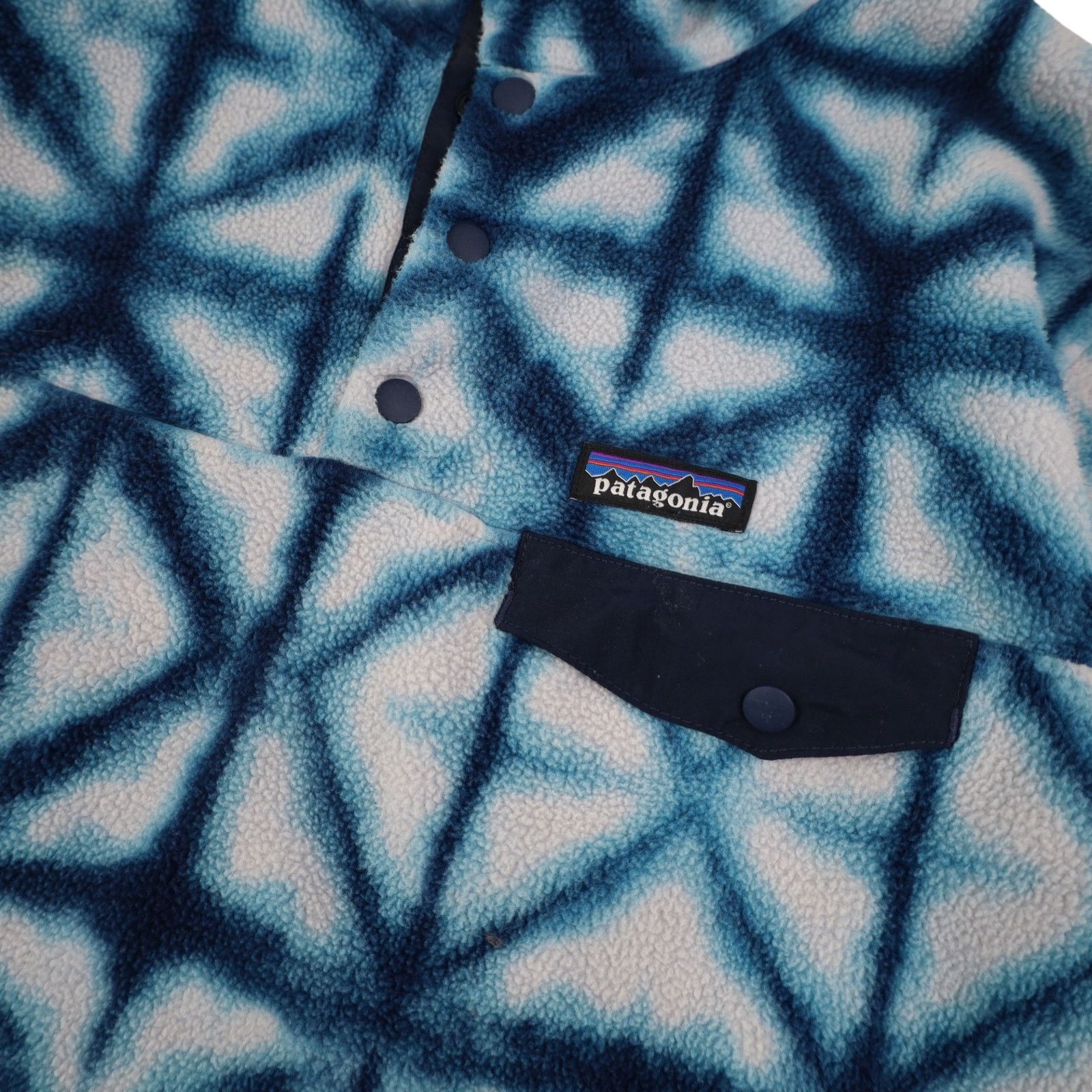 Patagonia Patagonia Syncilla Snow Flake Snap T Fleece Sweatshirt Size L / US 10 / IT 46 - 4 Thumbnail