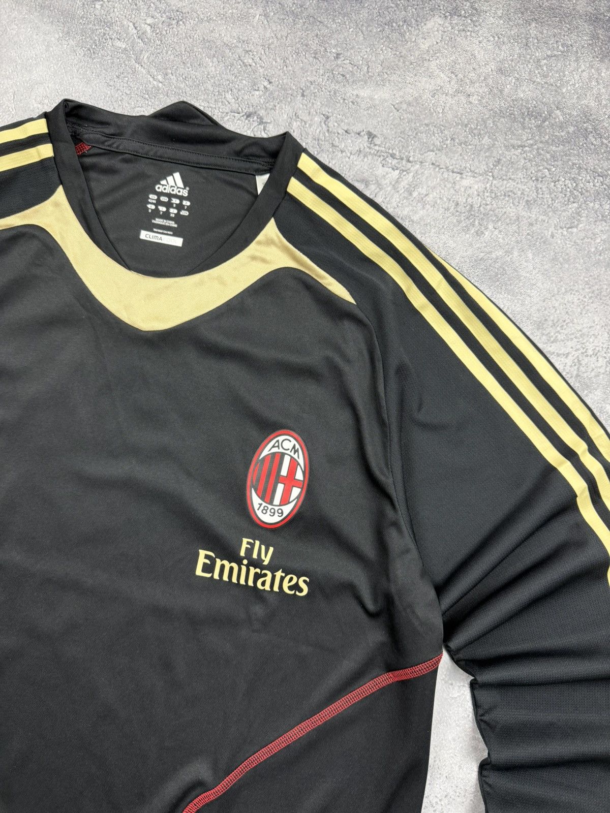 Adidas Vintage Adidas AC Milan Training Top Long Sleeve Jersey Size US L / EU 52-54 / 3 - 9 Thumbnail