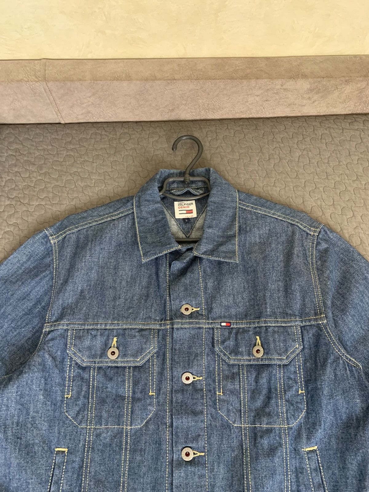 Tommy Hilfiger Tommy Hilfiger Denim Jacket Size US L / EU 52-54 / 3 - 2 Thumbnail