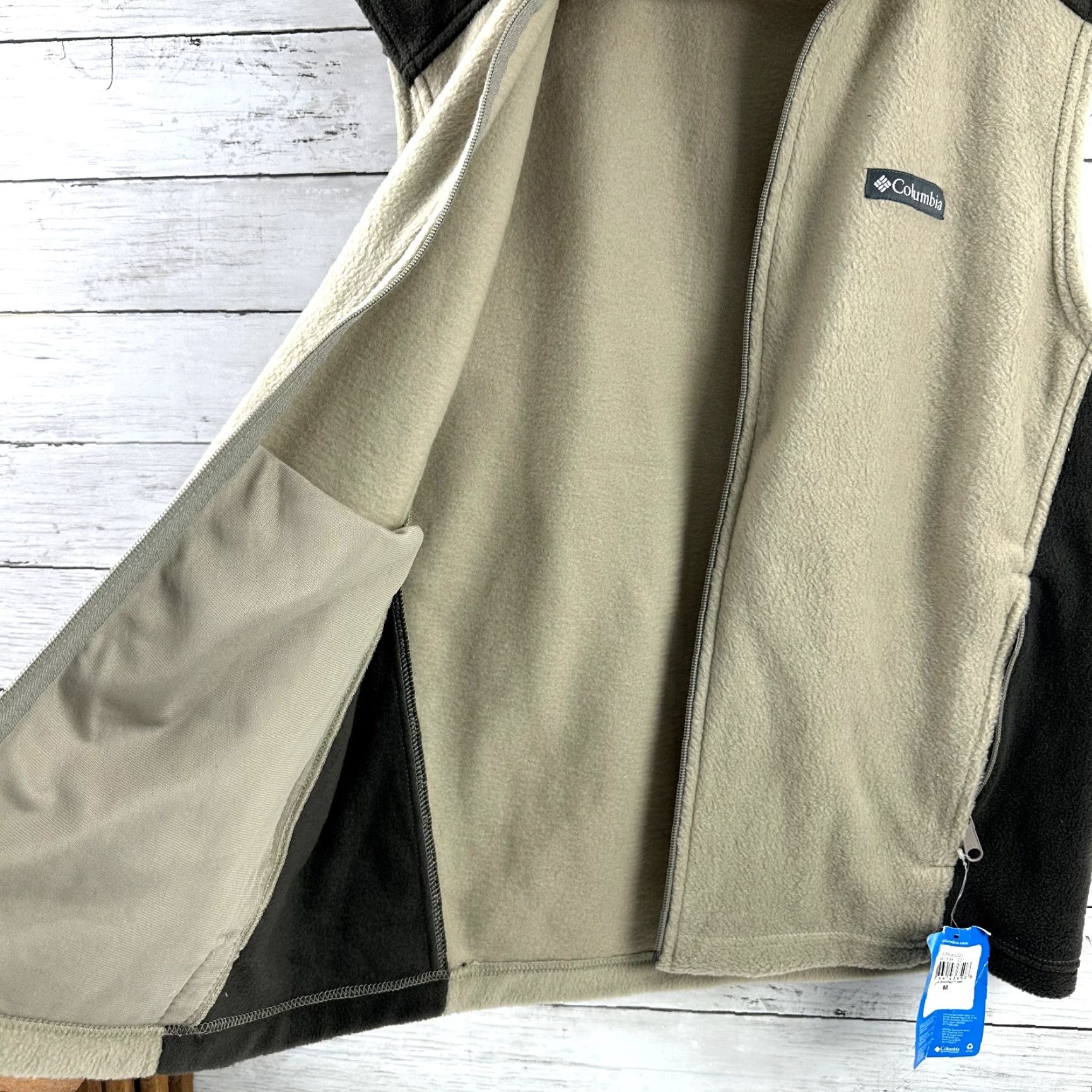 Vintage Columbia Vest Mens Large Tall Tan Zip Steens Mountain Fleece Outdoor Hiking NWT Size US L / EU 52-54 / 3 - 5 Thumbnail