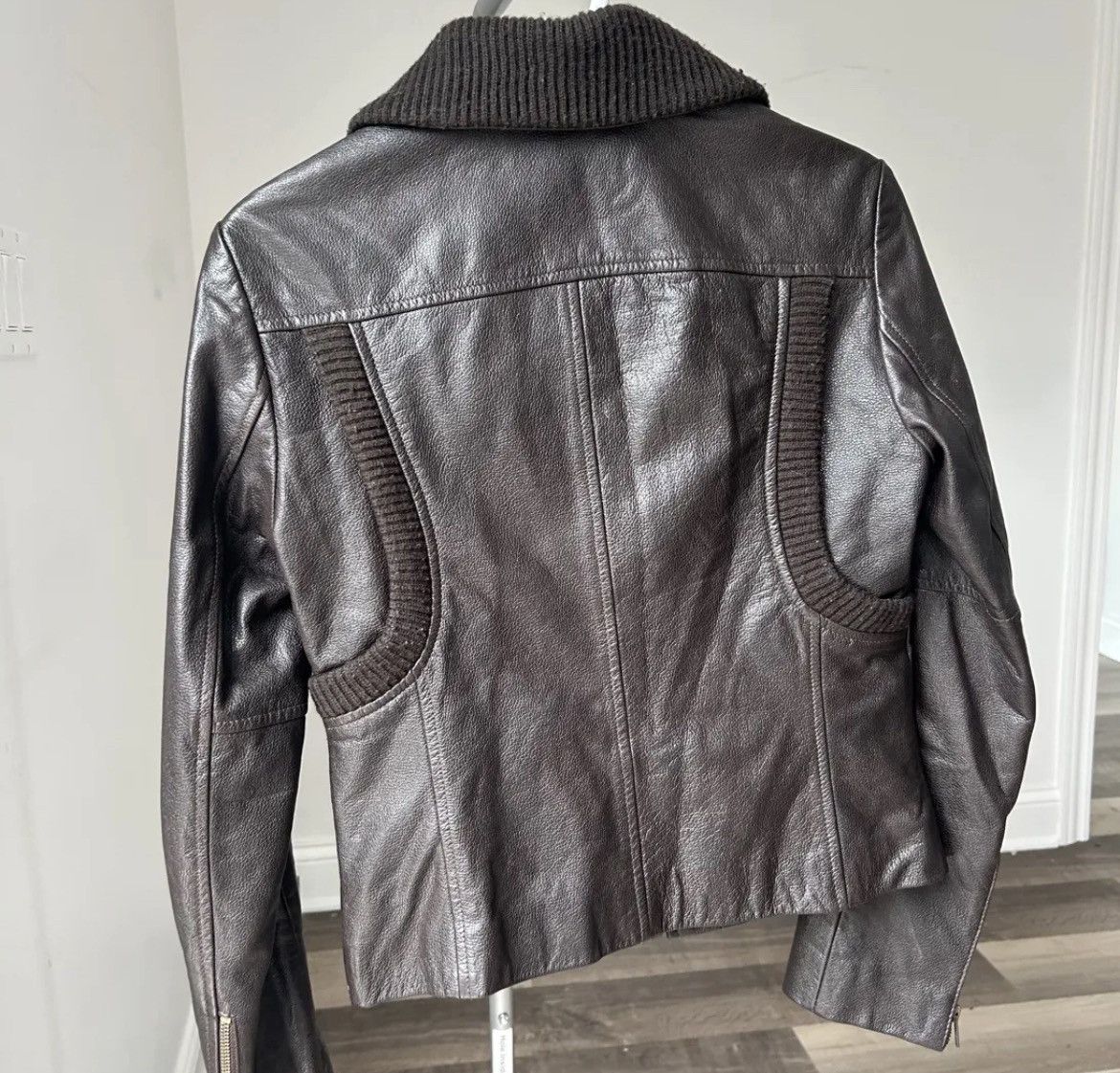 Bcbgmaxazria 100% Leather Moto Jacket BCBG MaxAzria Classic Biker Style Size S / US 4 / IT 40 - 4 Thumbnail