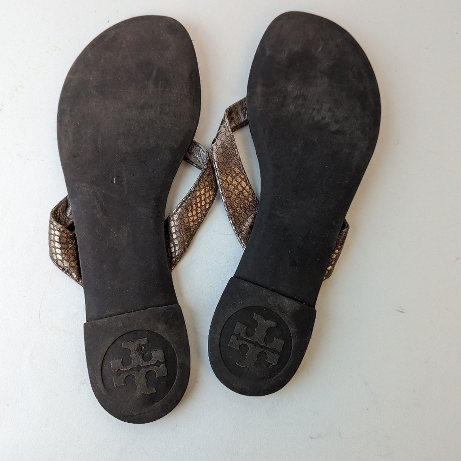 Tory Burch Tory Burch Thora Metallic Snakeskin Leather Flip Flops / 9 Size US 9 / IT 39 - 10 Thumbnail