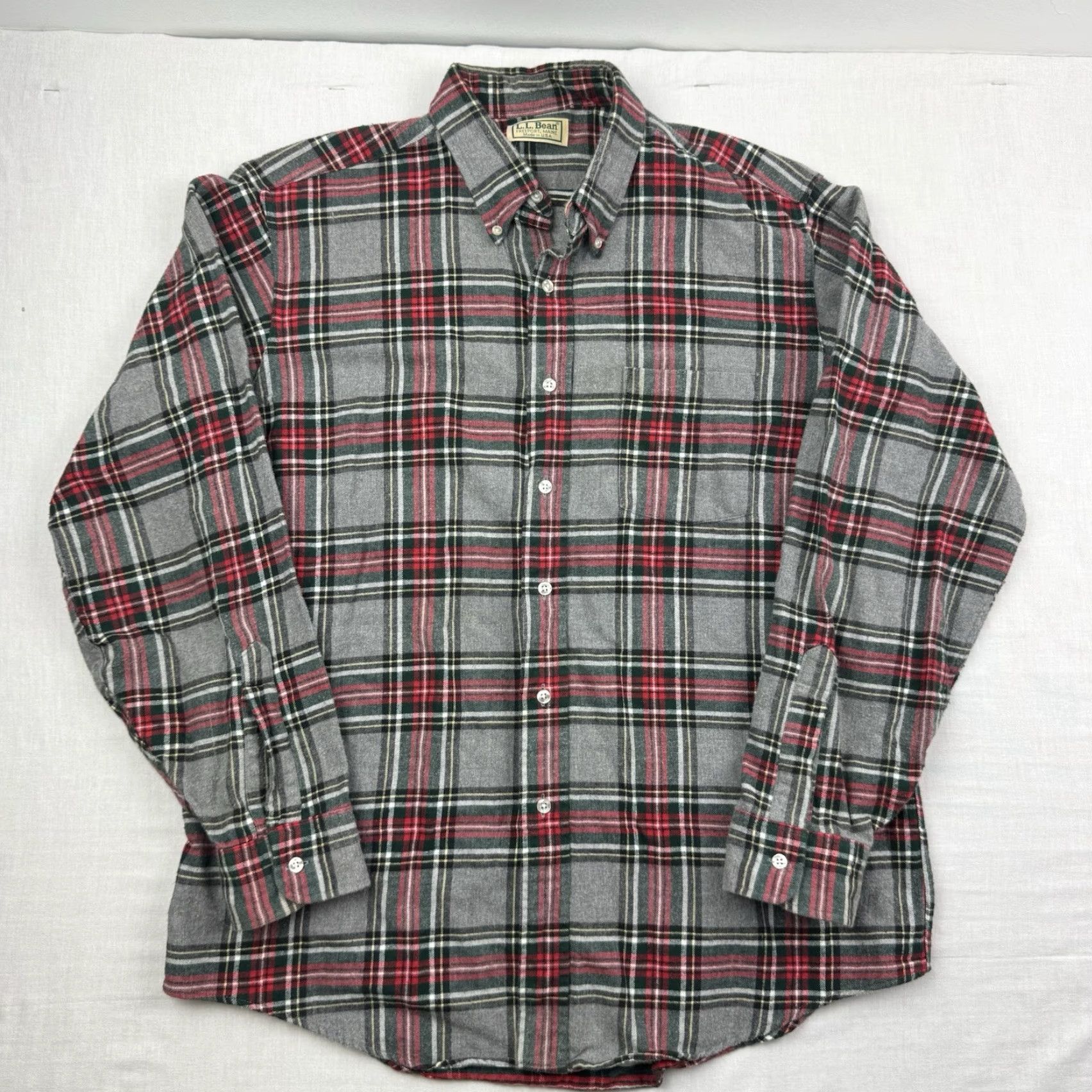 Vintage VINTAGE L.L. Bean Button-Up Shirt Plaid Gray Adult XL Long Sleeve Regular Mens 90s Outdoor Size US XL / EU 56 / 4 - 2 Thumbnail