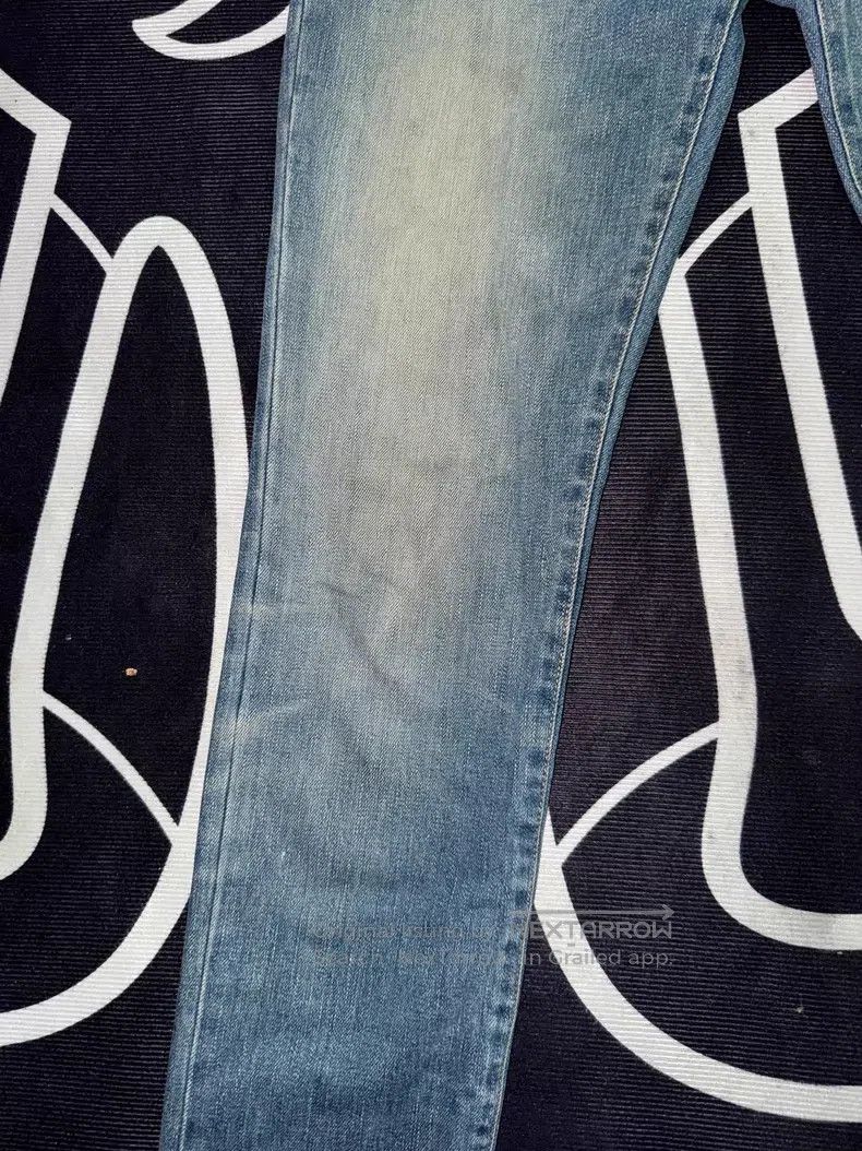 Saint Laurent Paris Saint Laurent Paris Cut-Out Hole Straight Leg Denim Jeans Size US 29 - 6 Thumbnail