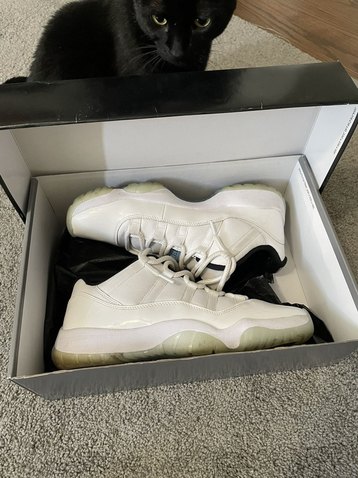 Jordan Brand Jordan 11 low legend blue Size US 9 / EU 42 - 7 Thumbnail