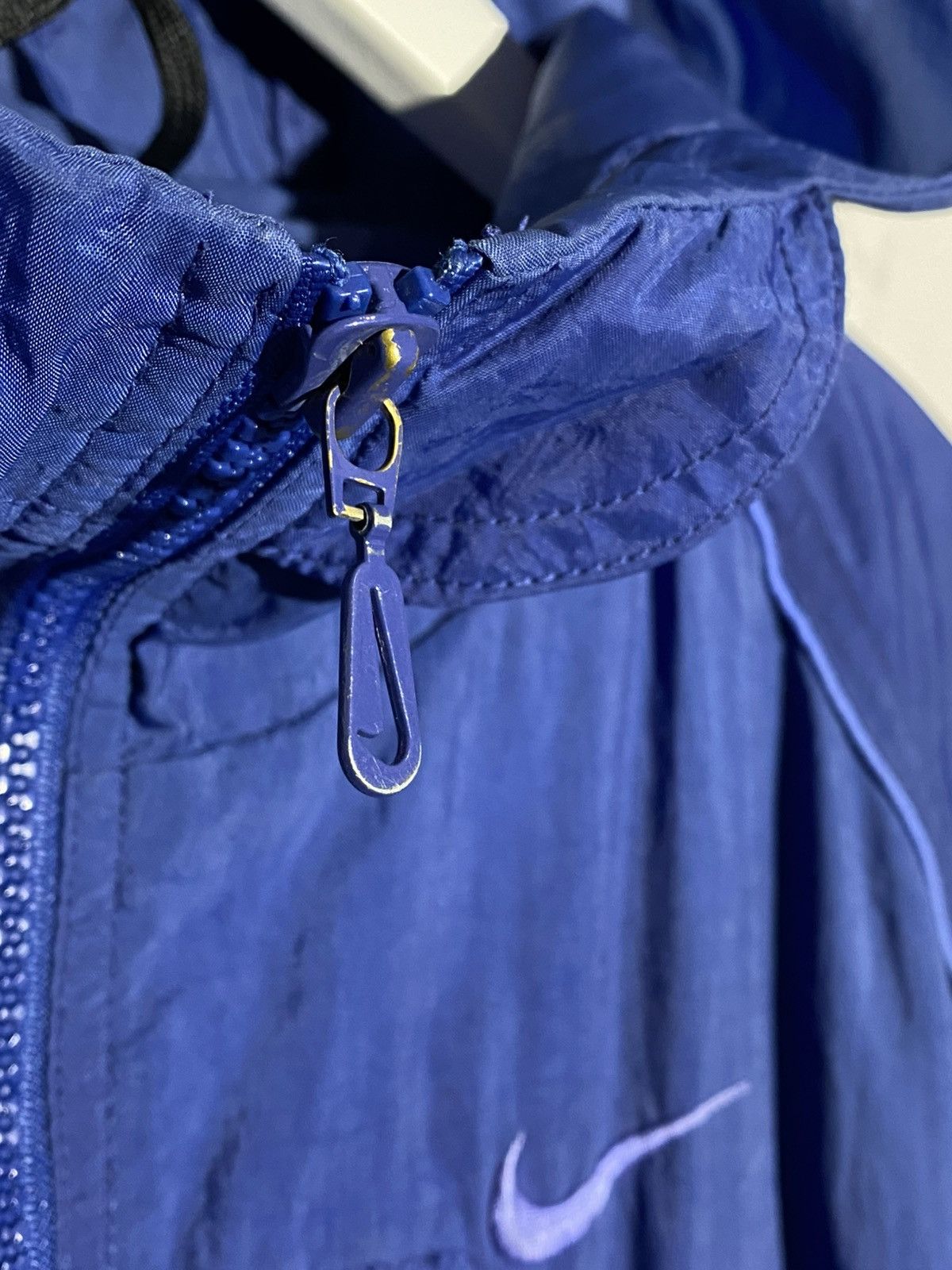 Nike Vintage 90s Light Nike Nylon Jacket Blue Size US M / EU 48-50 / 2 - 7 Thumbnail