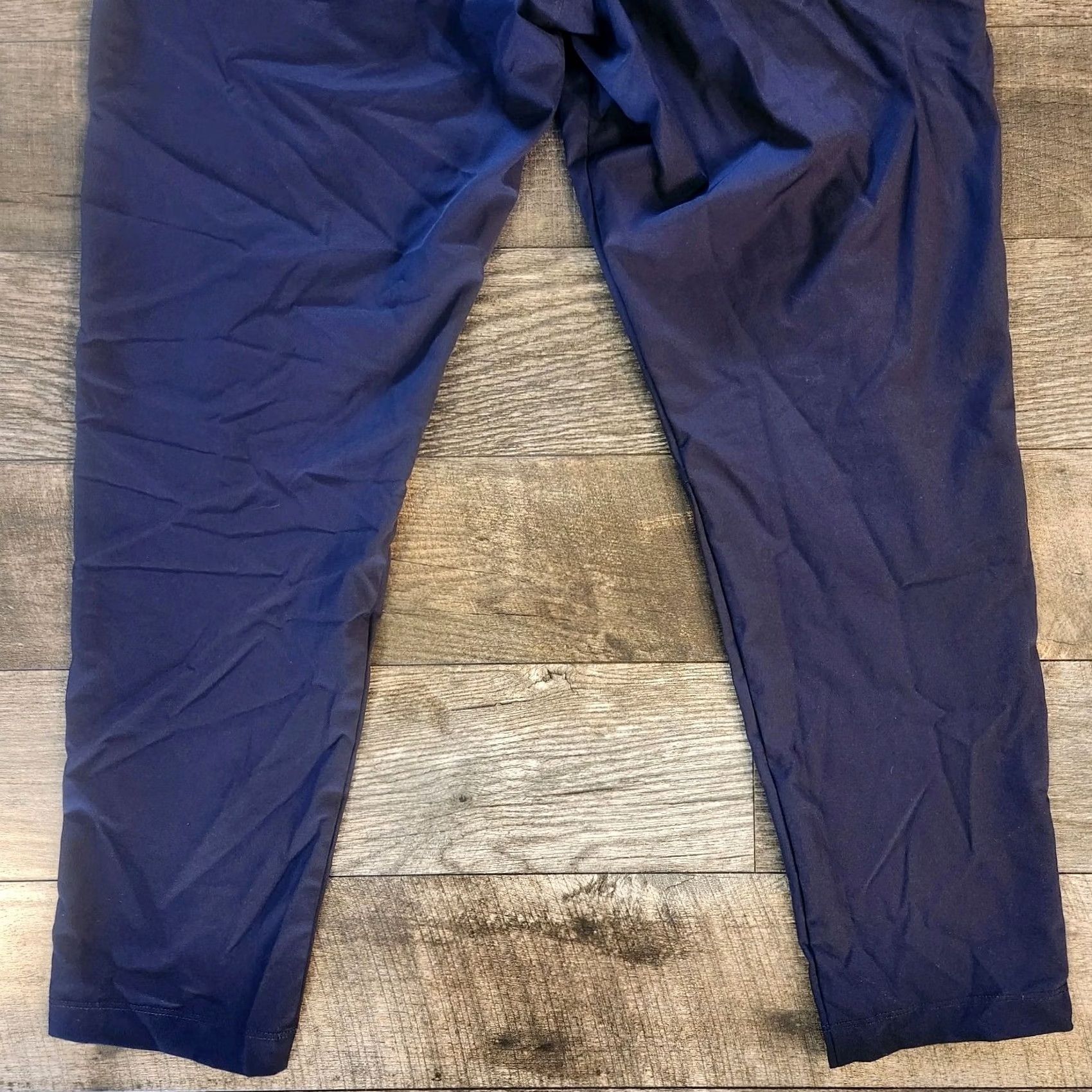Fabletics Fabletics The Fundamental Jogger Pants Mens M Navy Blue Performance Stretch Cotton? (Note: final content not to include extraneous words) Size US 30 / EU 46 - 7 Thumbnail