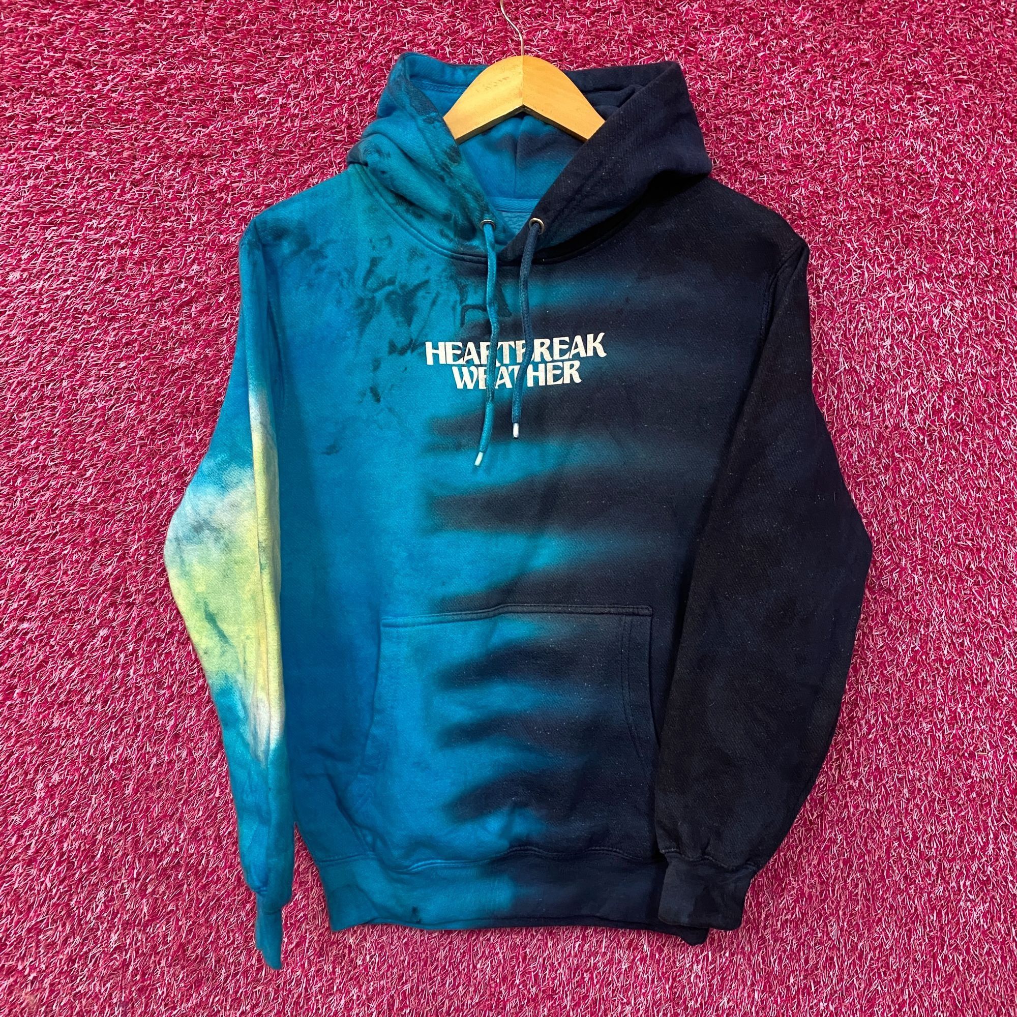 Urban Outfitters Niall Horan Heartbreak Weather Tie-Dye Hoodie Small Size US S / EU 44-46 / 1 - 1 Thumbnail