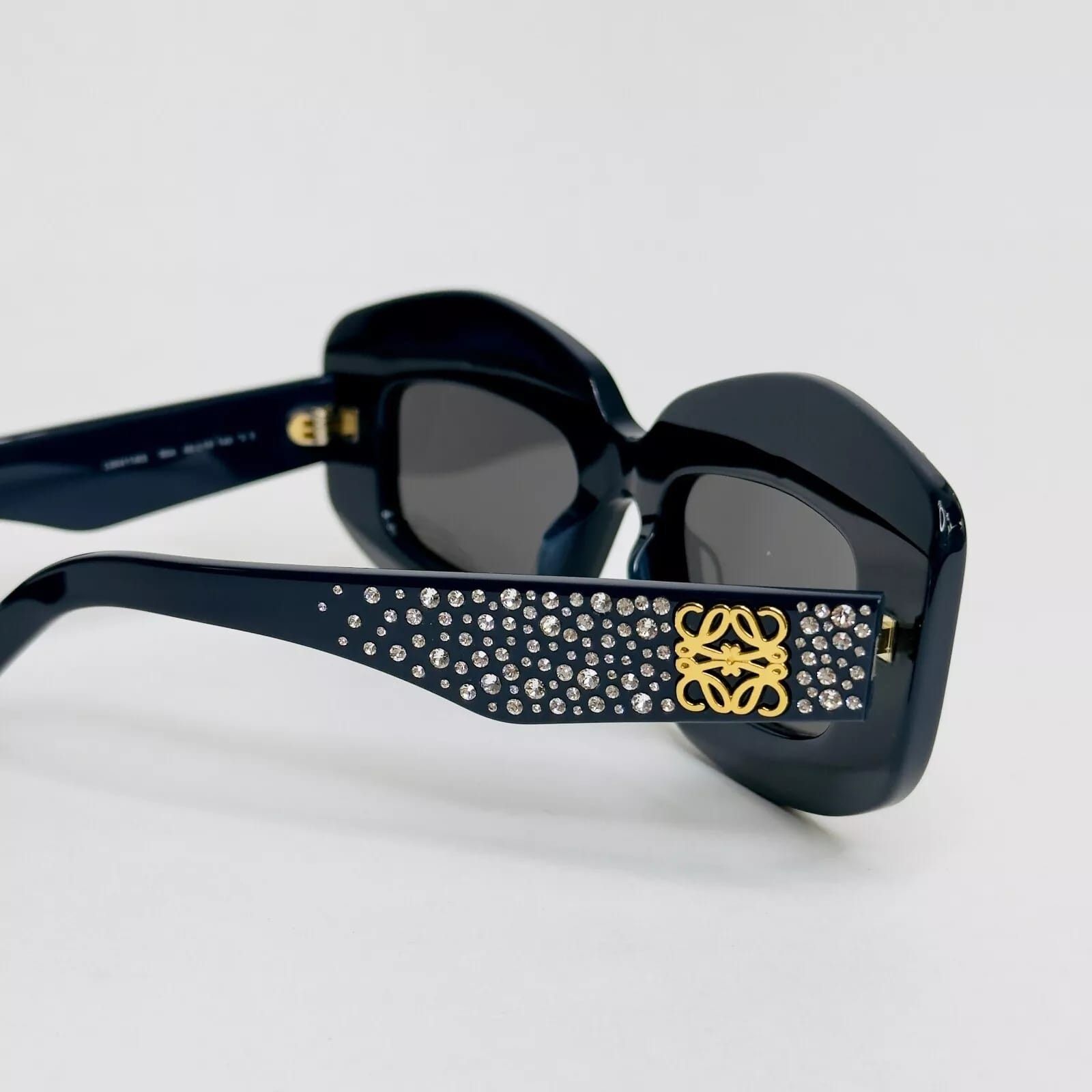 Loewe LOEWE PAVE SCREEN Starry Night LW4114IS 4114 Sunglasses Size ONE SIZE - 8 Thumbnail