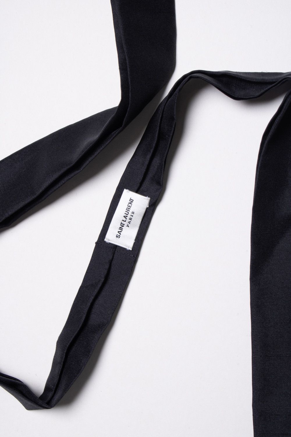 Saint Laurent Paris Saint Laurent, black scarf tie with raw edges Size ONE SIZE - 2 Thumbnail
